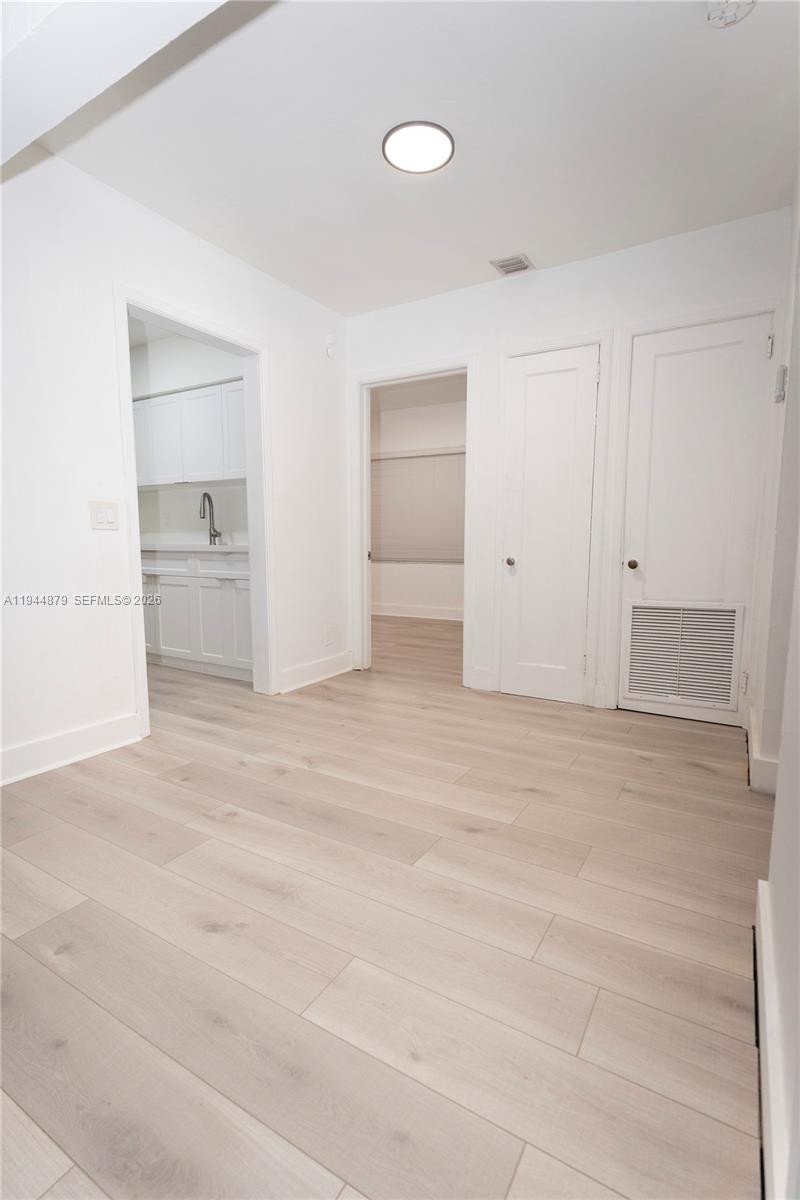 111 SW 31st Ct Miami, FL 33135