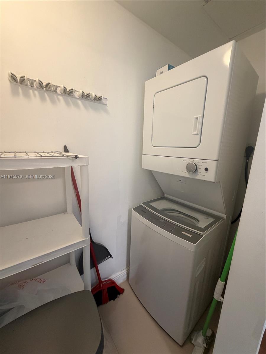 image Vizcayne North27