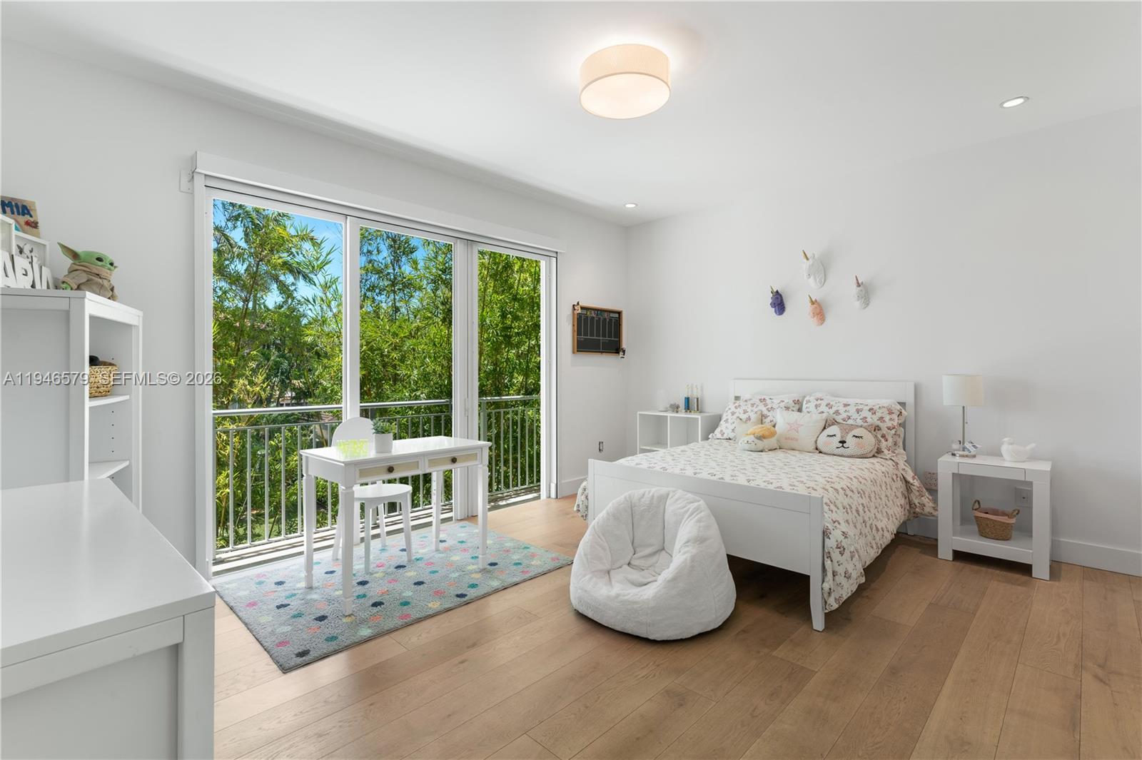 755 Allendale Rd Key Biscayne, FL 33149