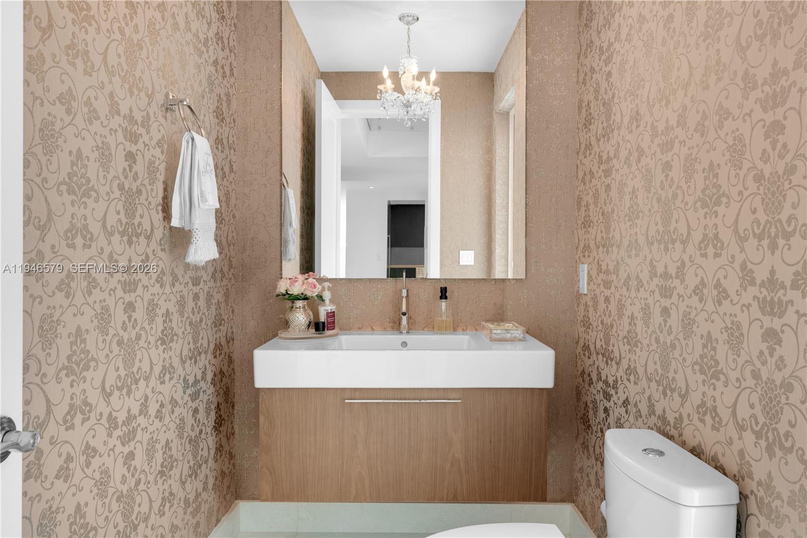 755 Allendale Rd Key Biscayne, FL 33149