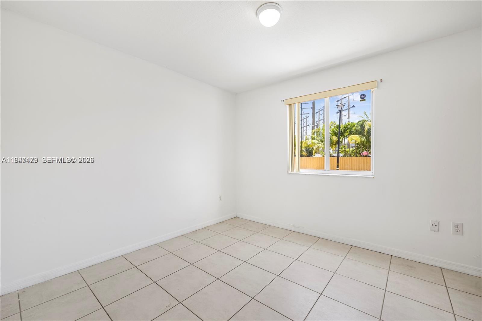 13723 SW 160th Ter Miami, FL 33177