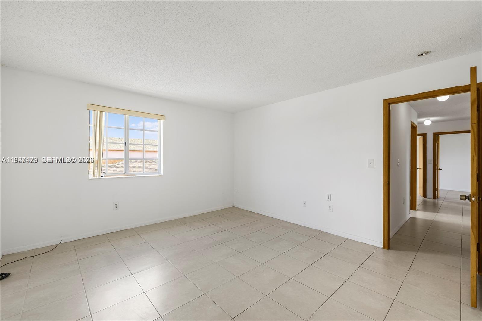 13723 SW 160th Ter Miami, FL 33177