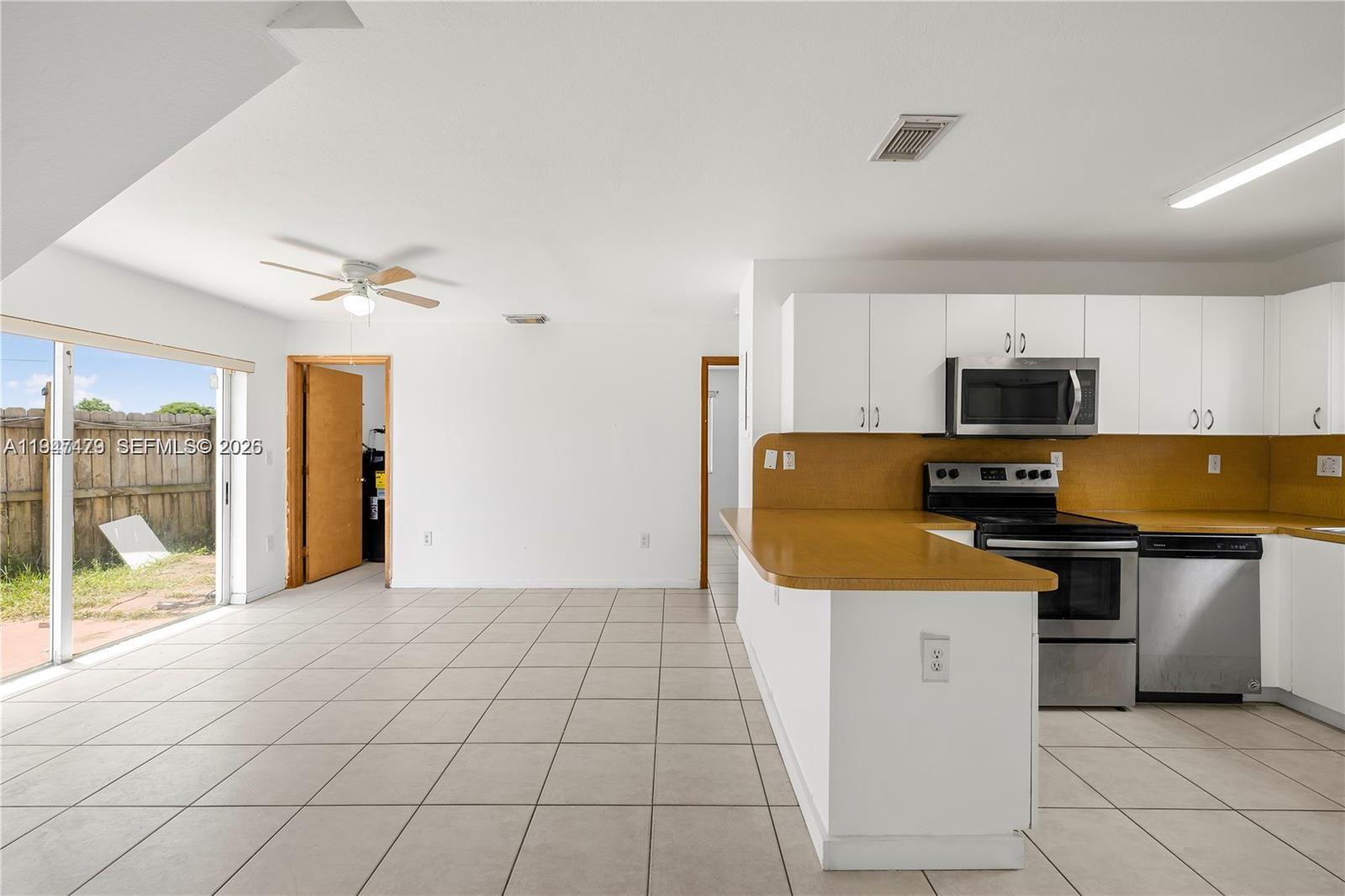 13723 SW 160th Ter Miami, FL 33177