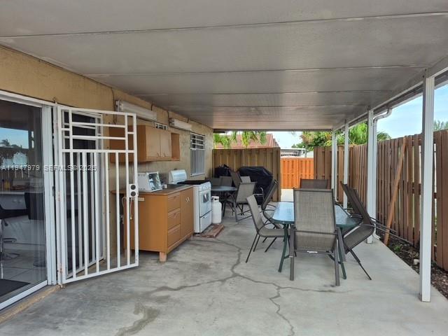 7001 W 35th Ave #220 Hialeah, FL 33018