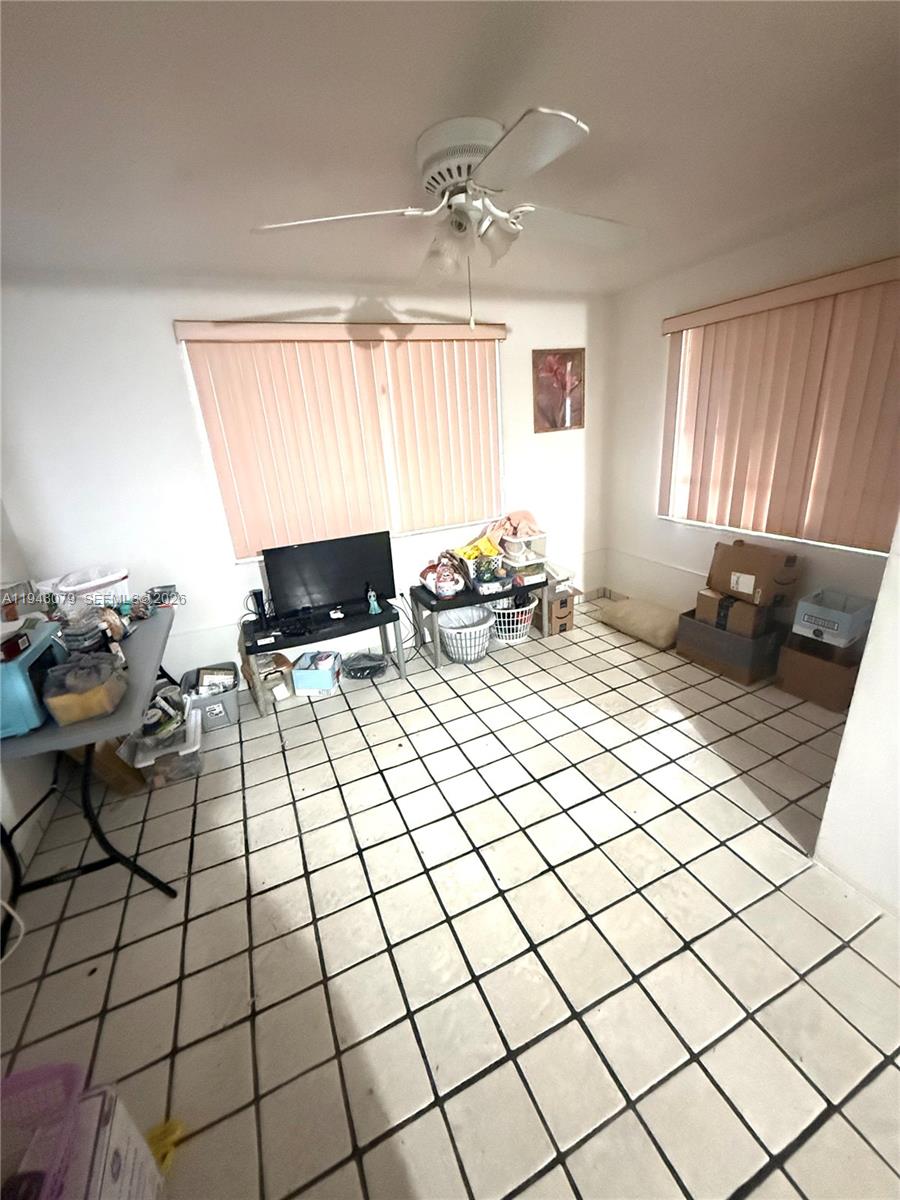 5181 NW 5th St Miami, FL 33126