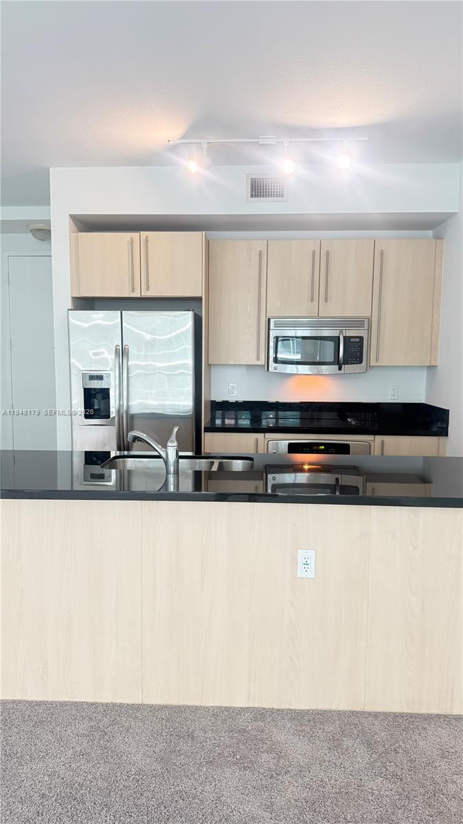 image Axis on Brickell South11