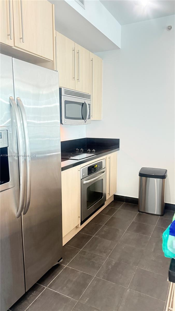 image Axis on Brickell South13