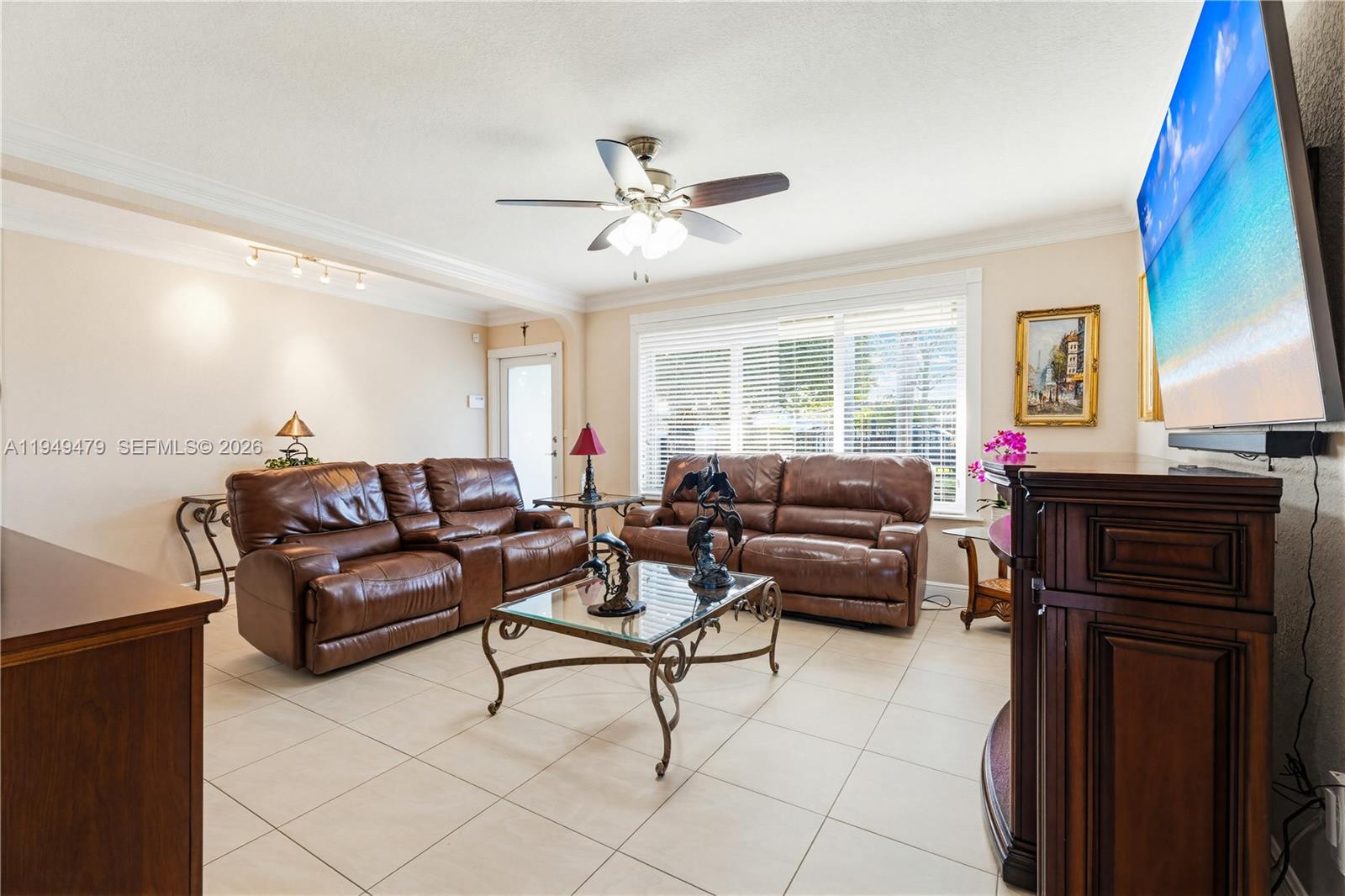 9461 SW 31st Ter Miami, FL 33165