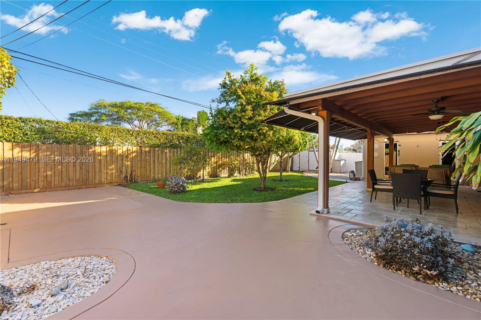 9461 SW 31st Ter Miami, FL 33165