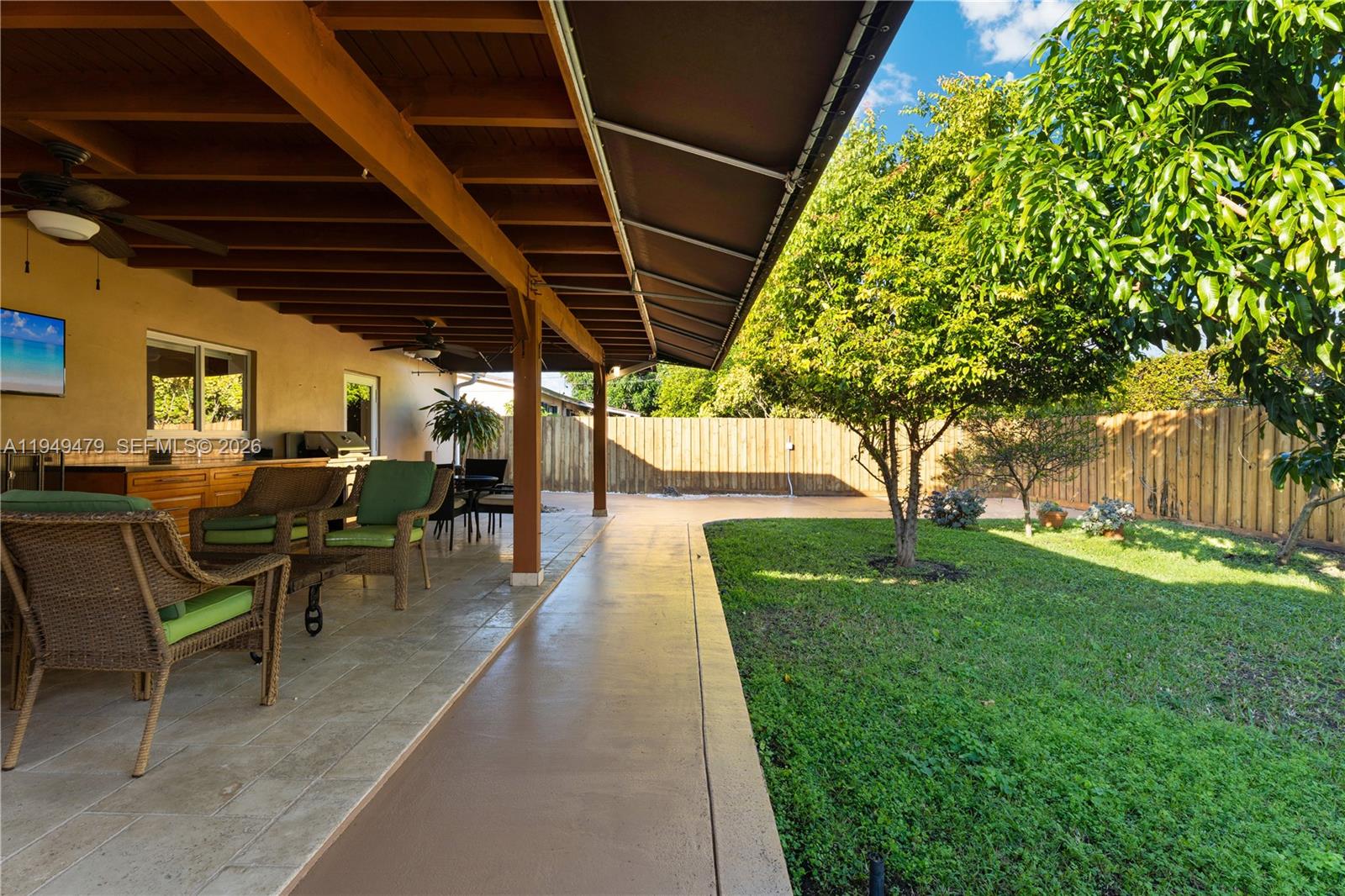 9461 SW 31st Ter Miami, FL 33165