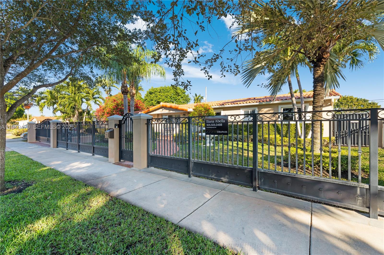 9461 SW 31st Ter Miami, FL 33165