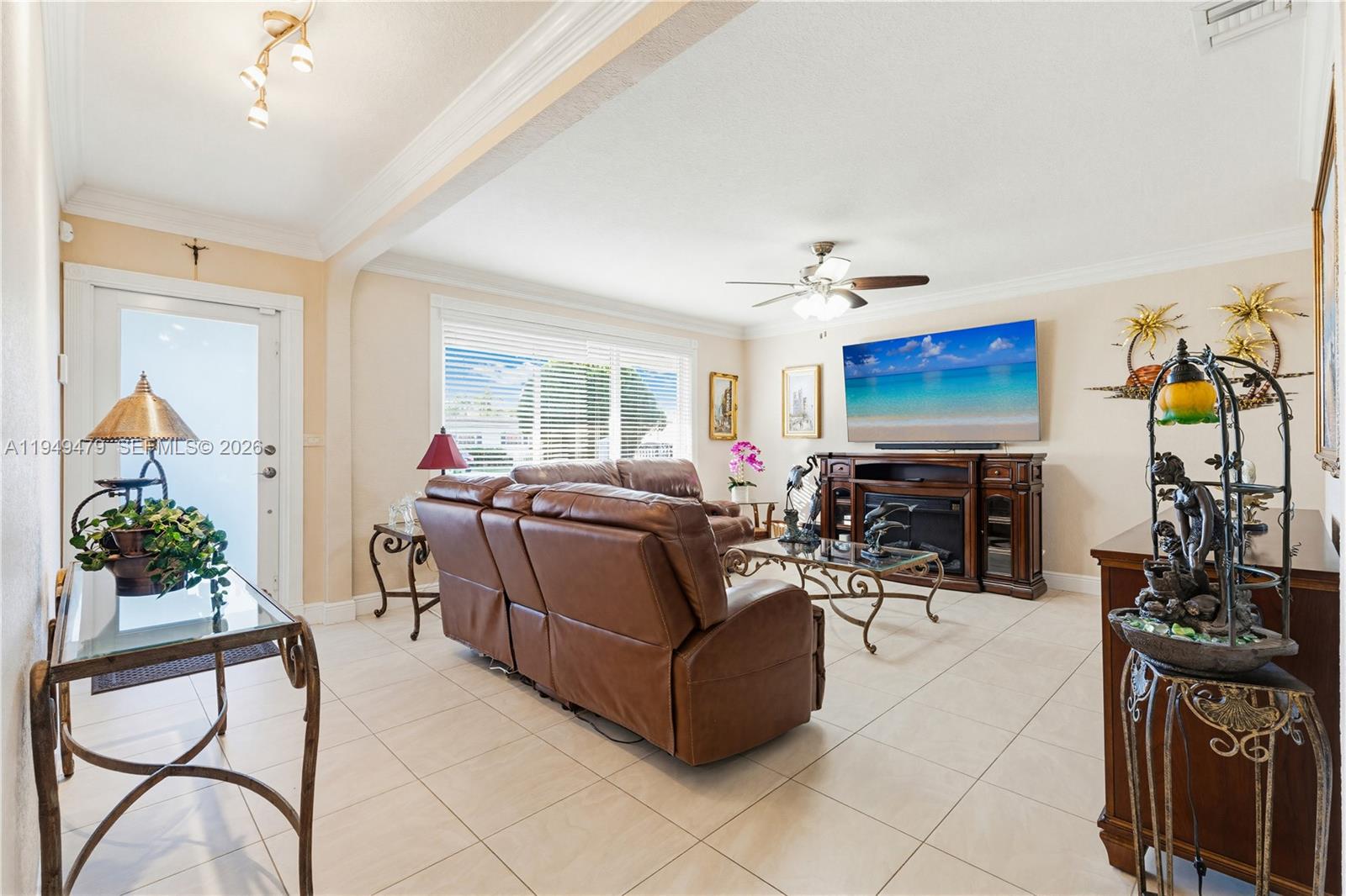 9461 SW 31st Ter Miami, FL 33165