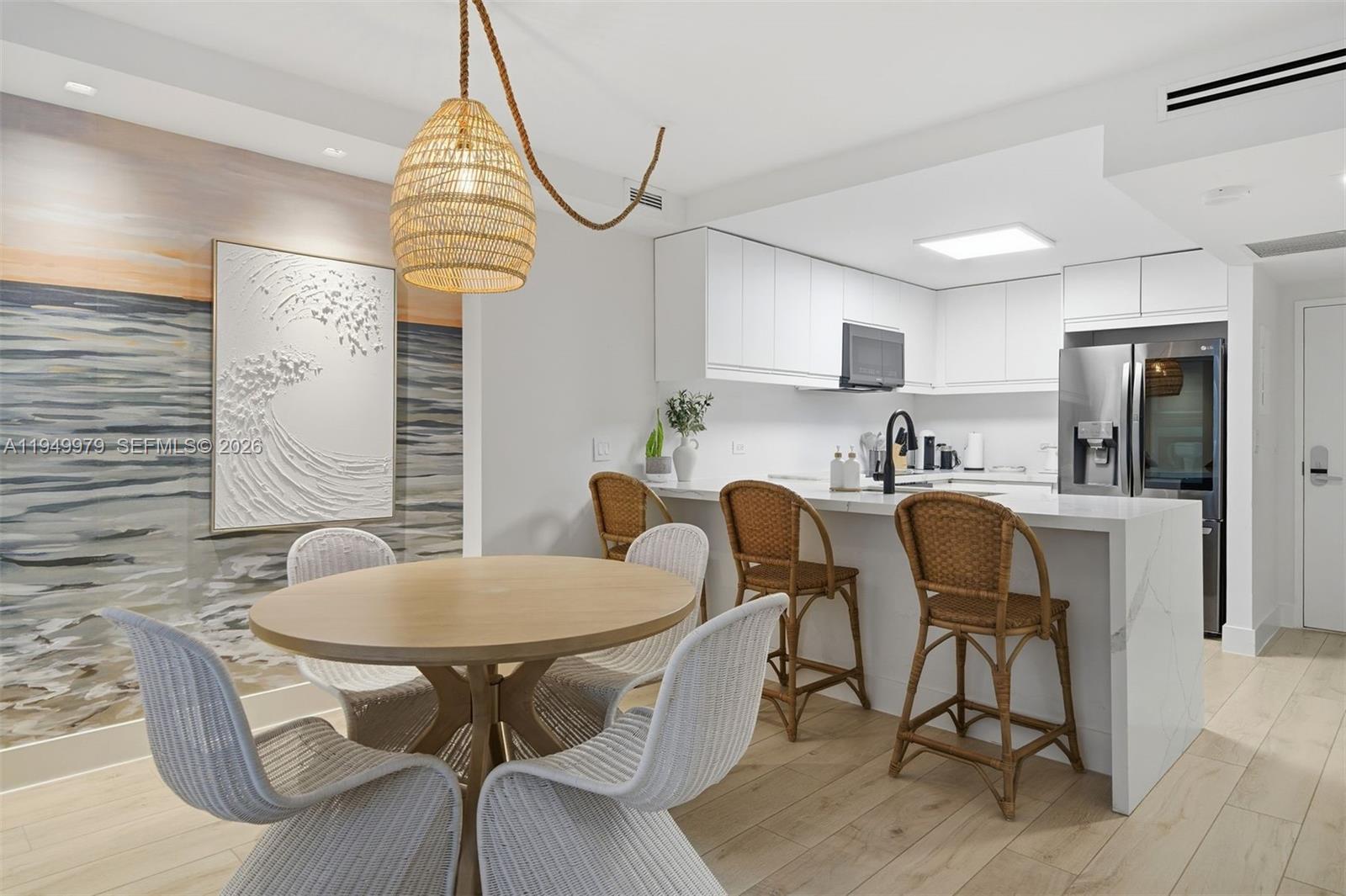 2301 Collins Ave #329 Miami Beach, FL 33139