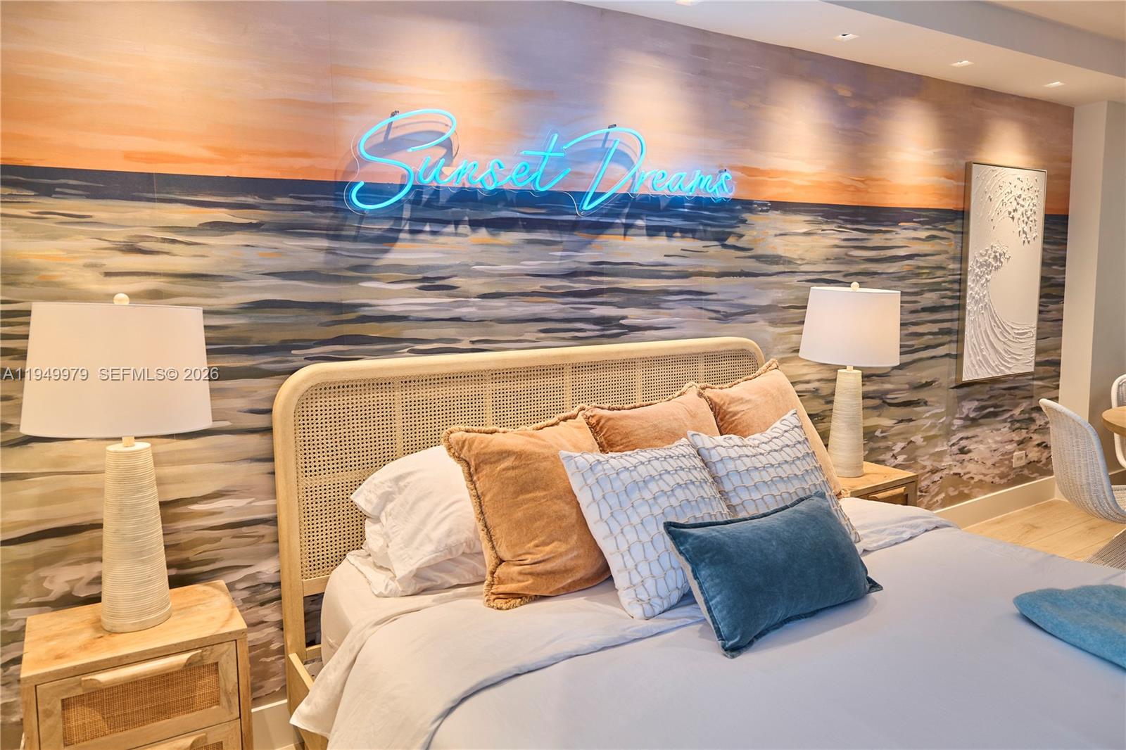 2301 Collins Ave #329 Miami Beach, FL 33139