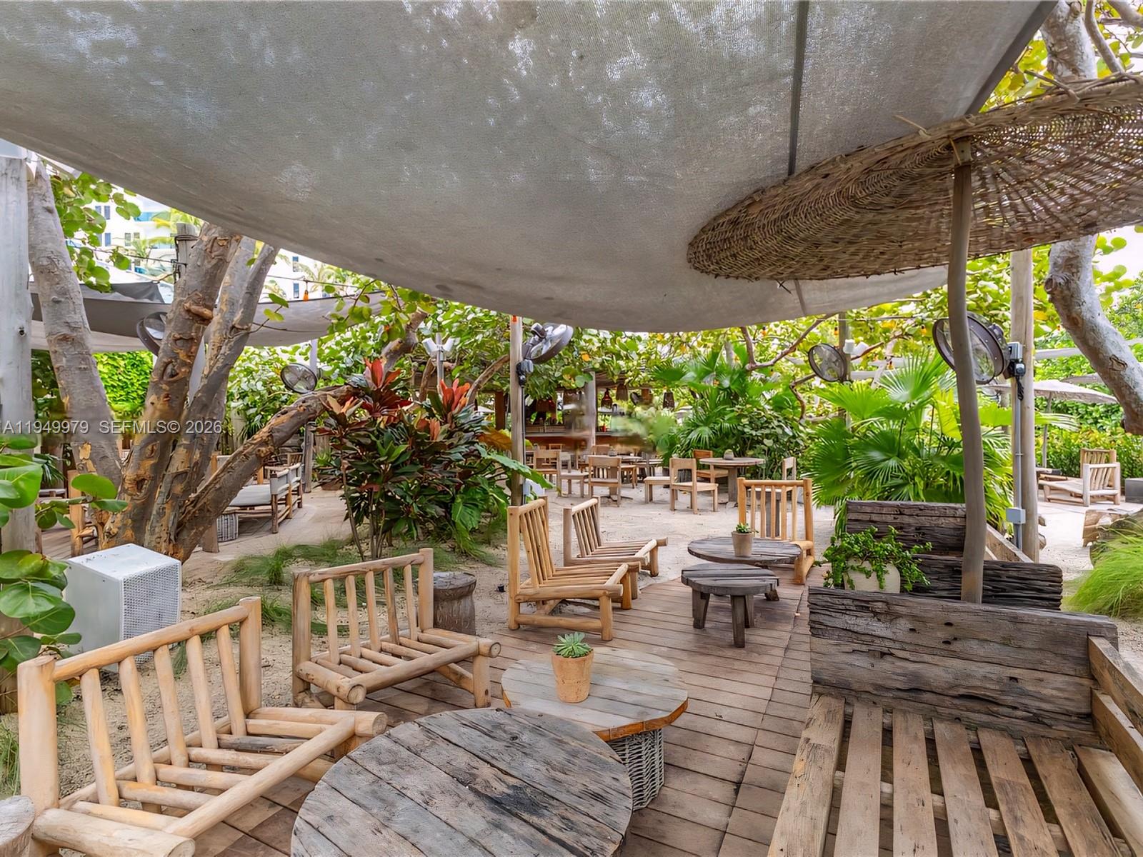 2301 Collins Ave #329 Miami Beach, FL 33139