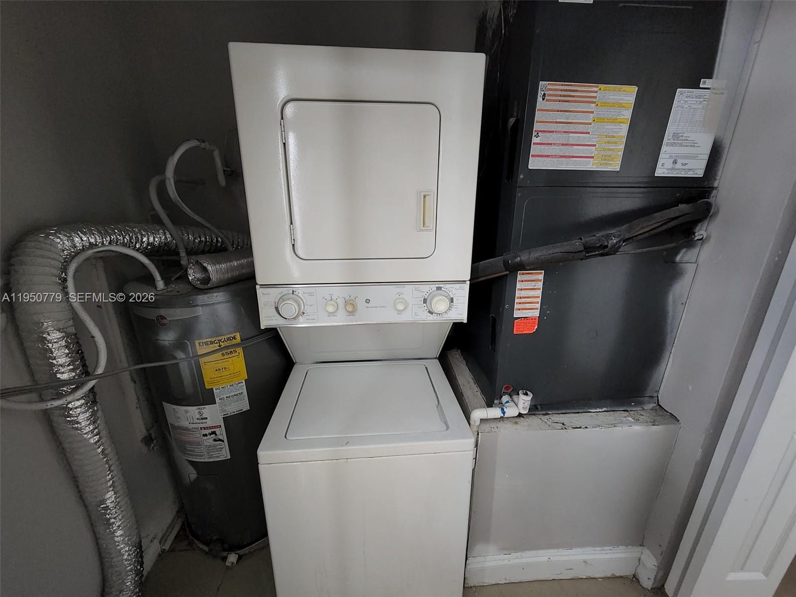 8301 NW 25th Ct Sunrise, FL 33322