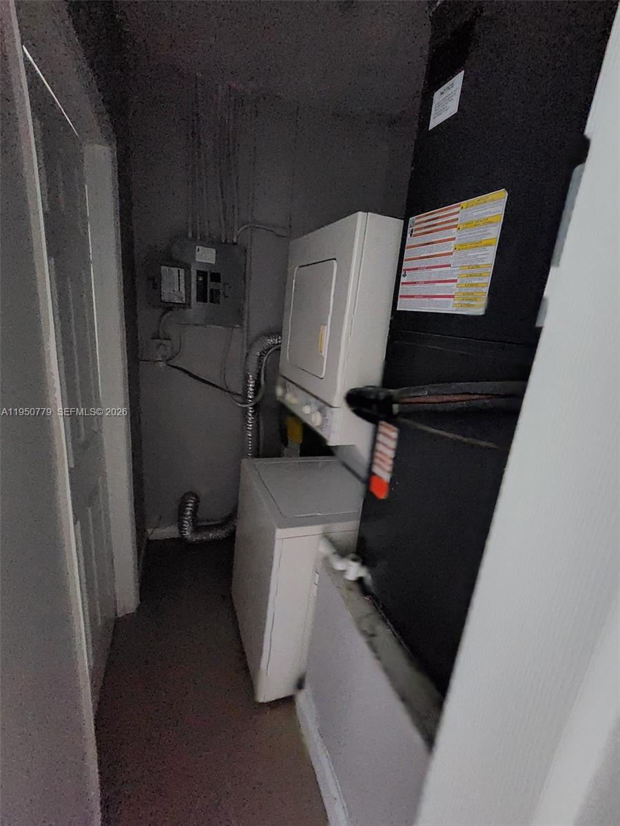 8301 NW 25th Ct Sunrise, FL 33322