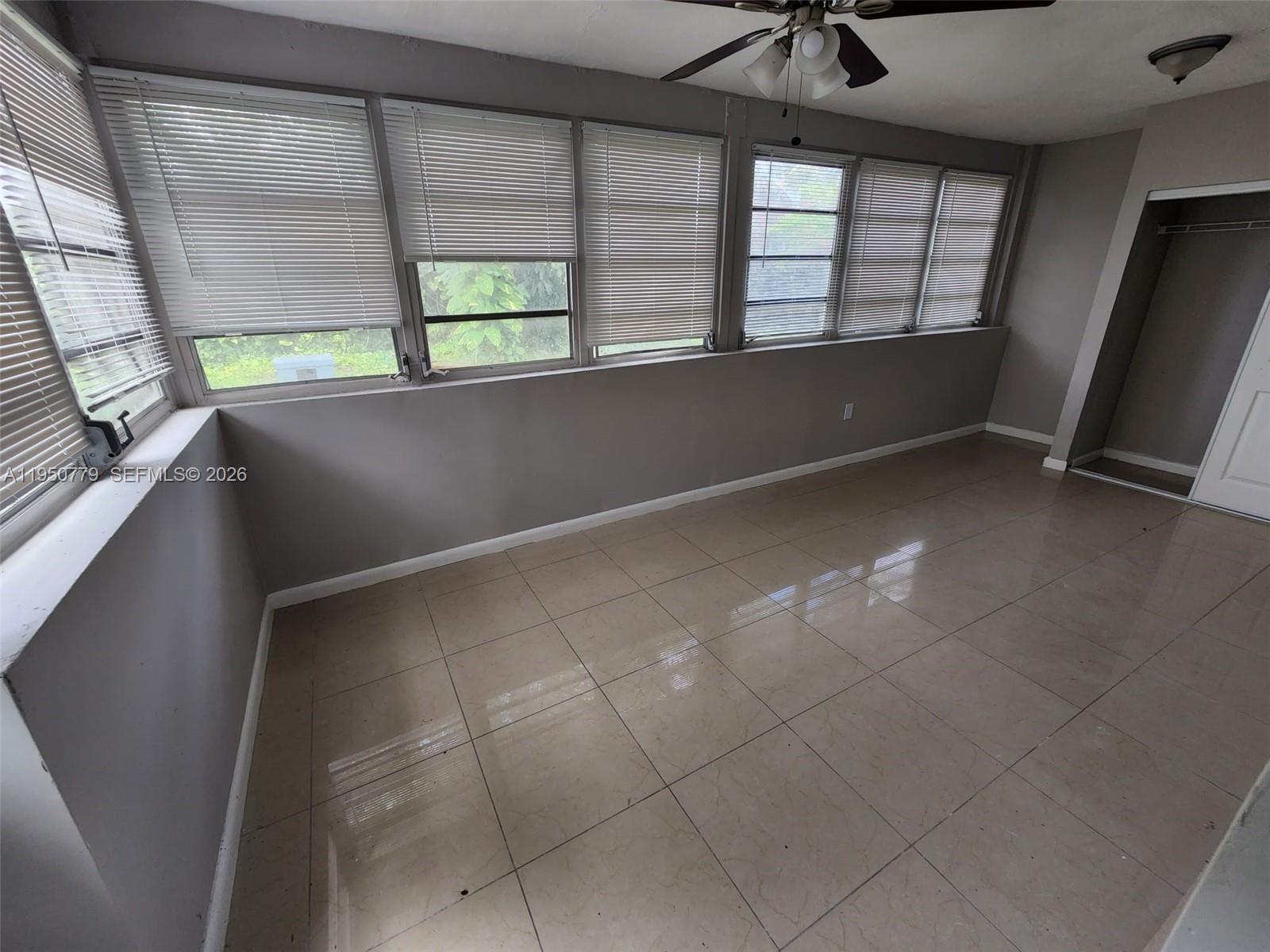 8301 NW 25th Ct Sunrise, FL 33322