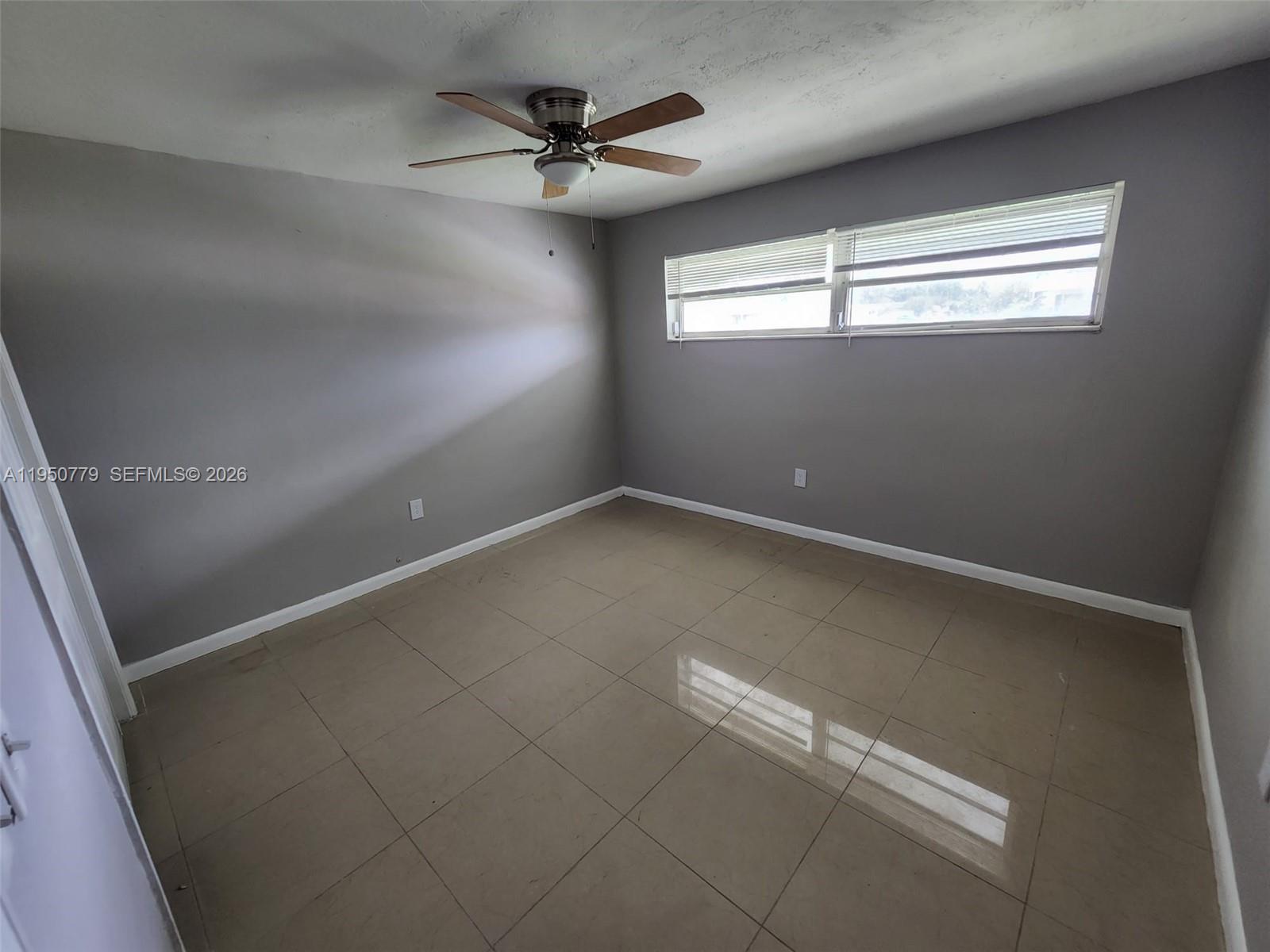 8301 NW 25th Ct Sunrise, FL 33322