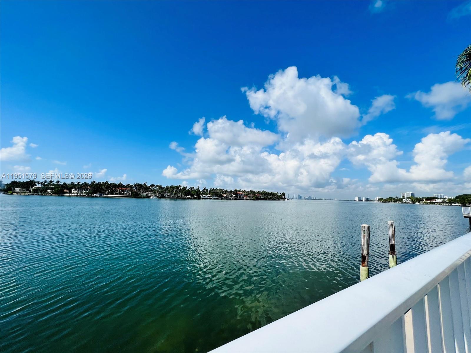 946 Bay Dr #4 Miami Beach, FL 33141