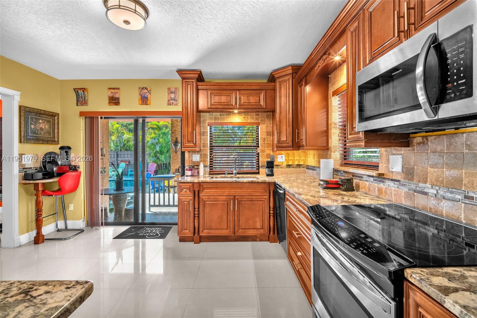 21424 NE 19th Ct Miami, FL 33179