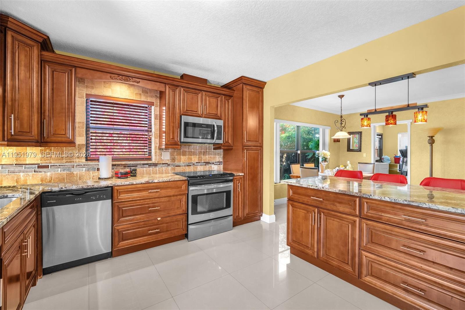 21424 NE 19th Ct Miami, FL 33179