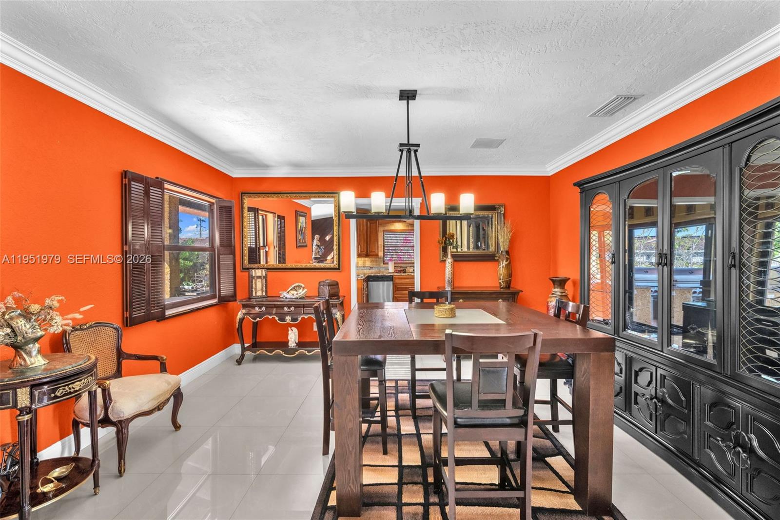 21424 NE 19th Ct Miami, FL 33179