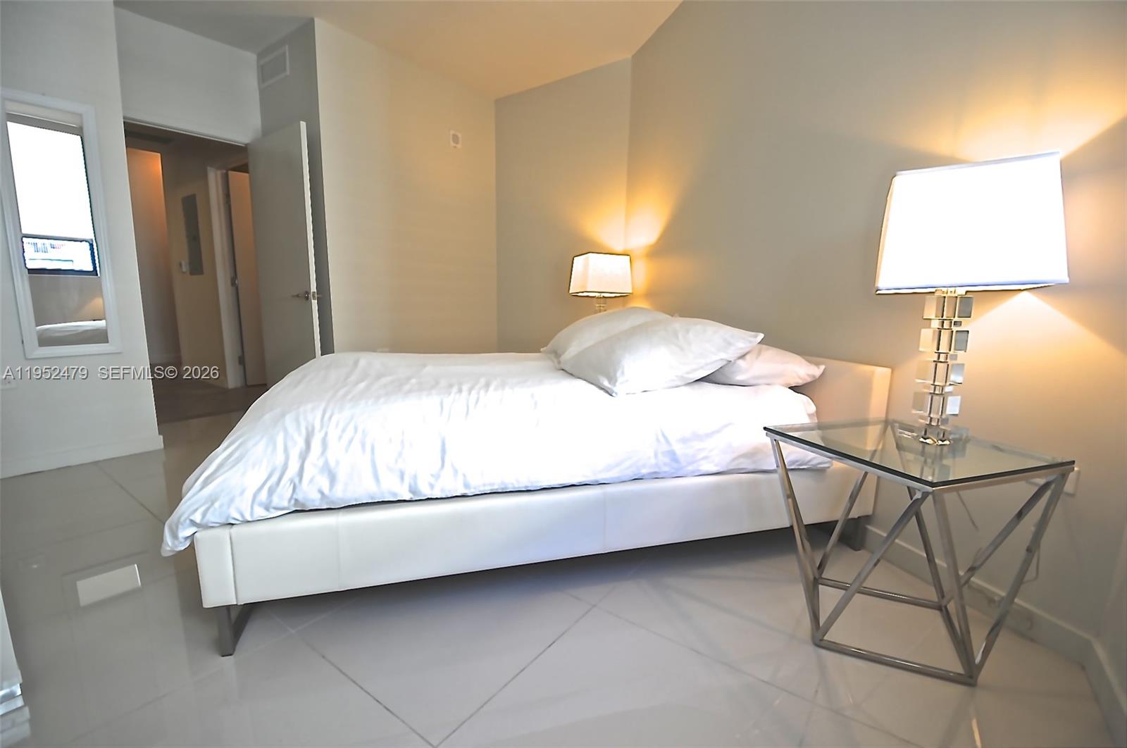 image Nine at Mary Brickell Village22