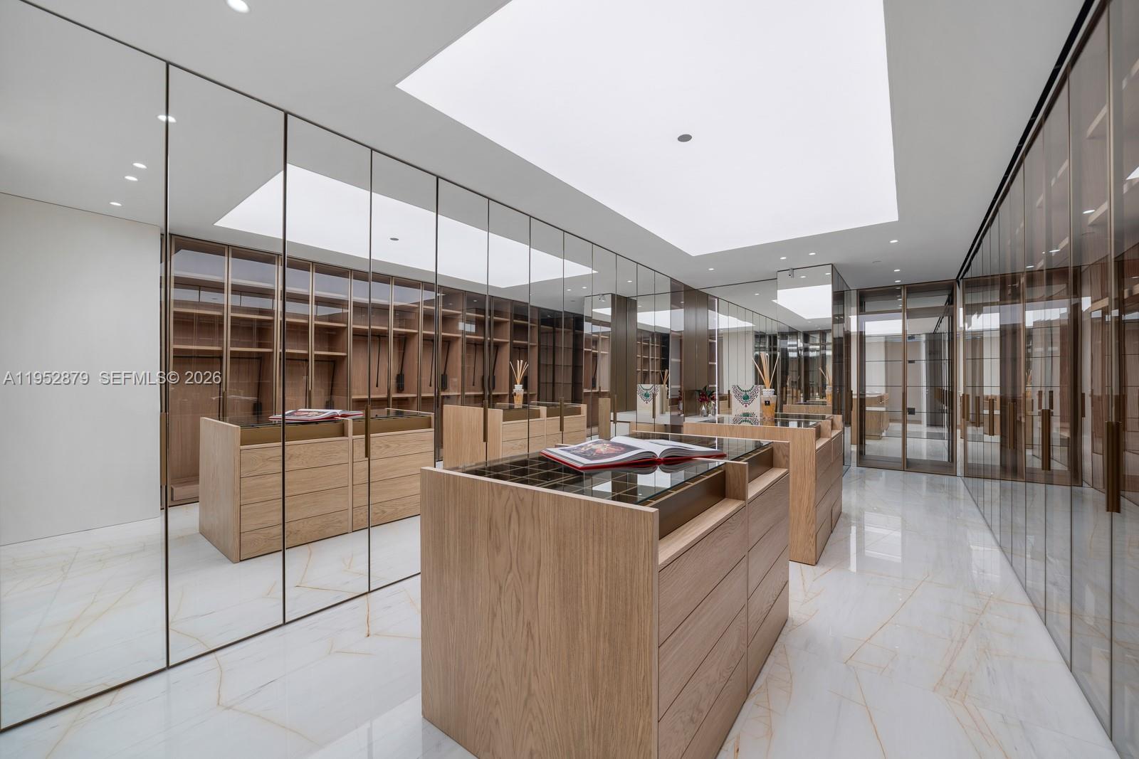 10203 Collins Ave #2701 Bal Harbour, FL 33154