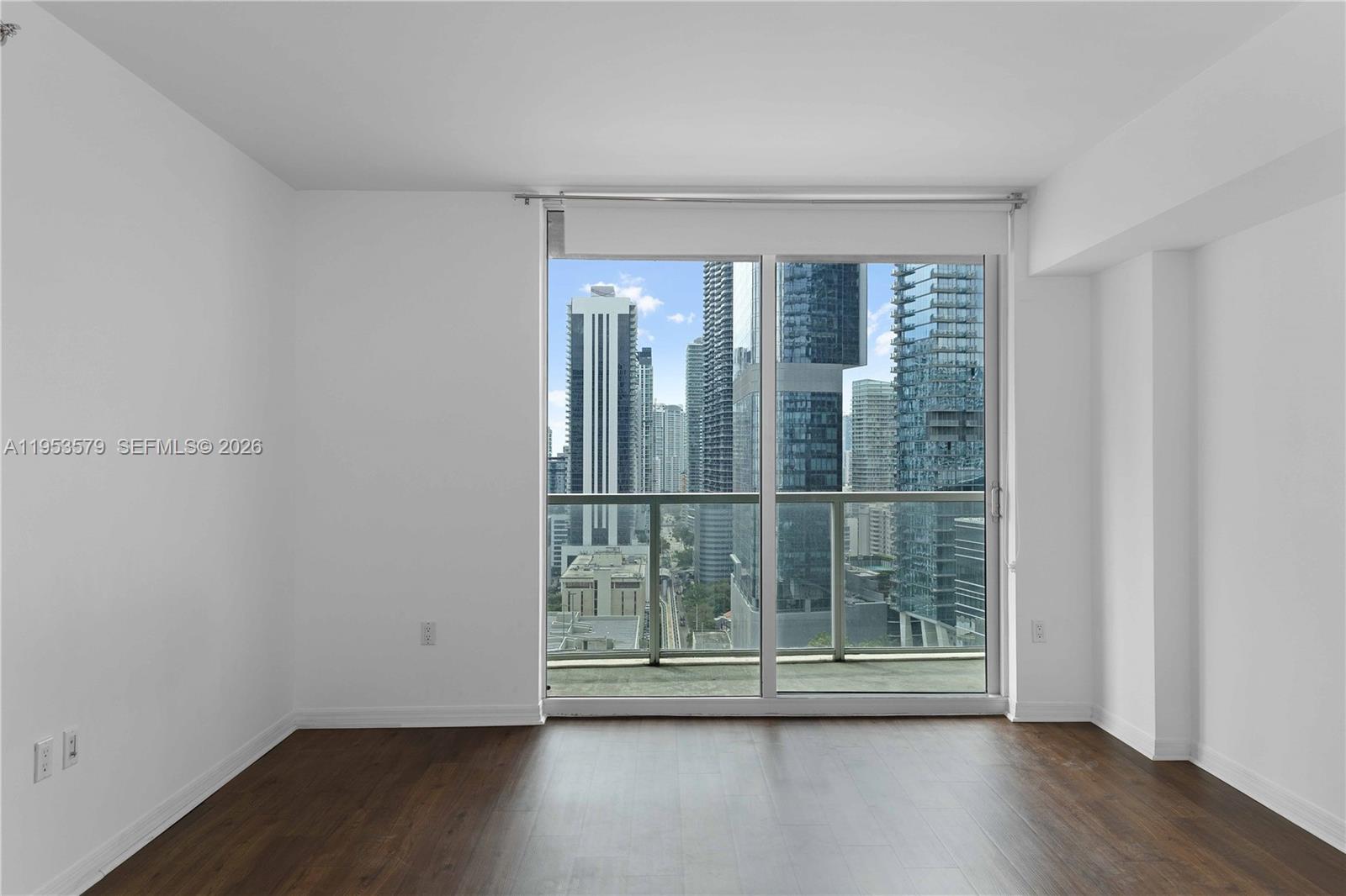 image 500 Brickell West10