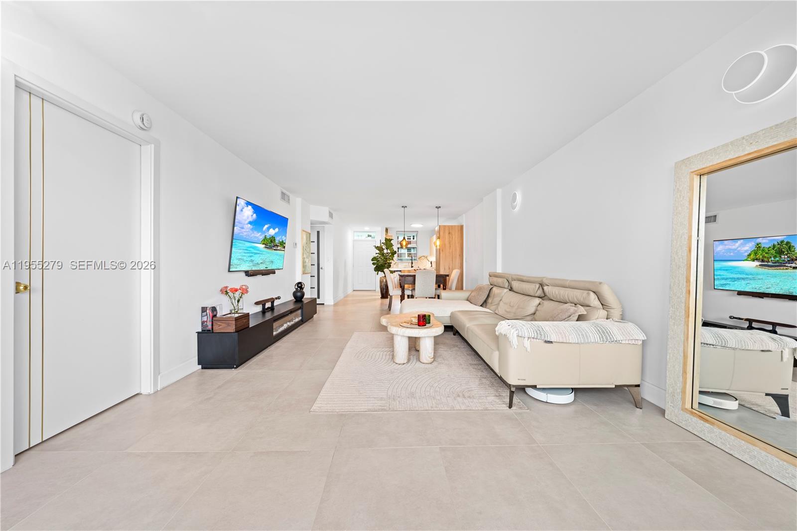 3703 NE 166th St #406 North Miami Beach, FL 33160