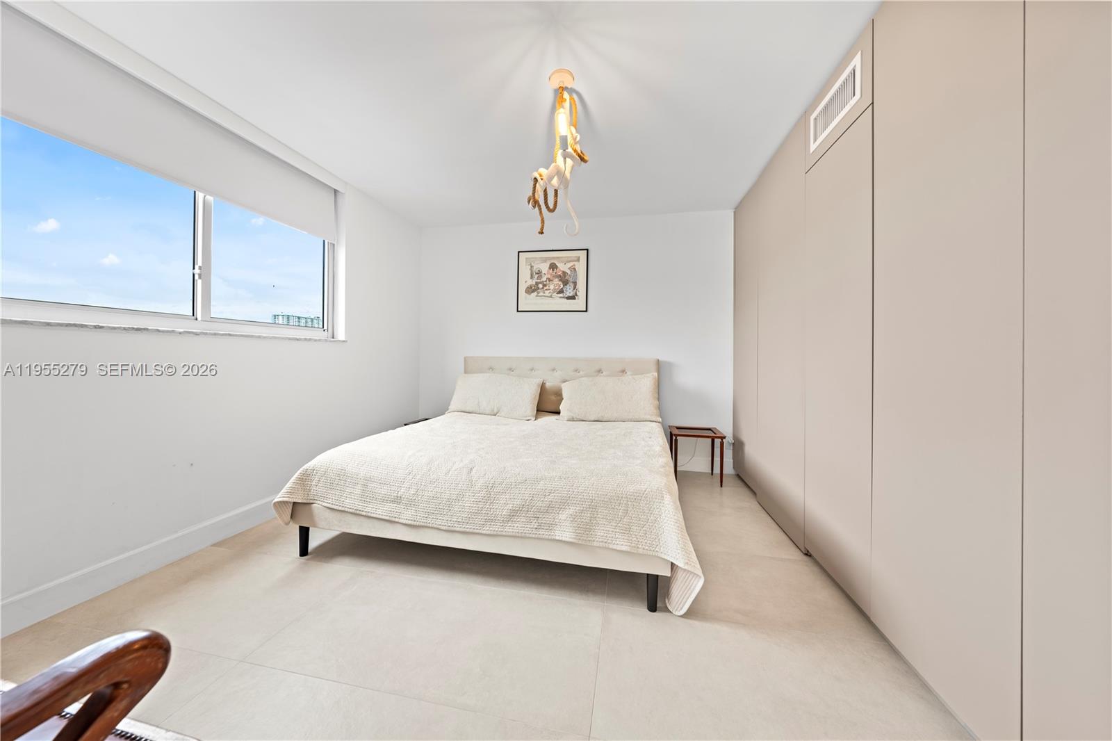 3703 NE 166th St #406 North Miami Beach, FL 33160