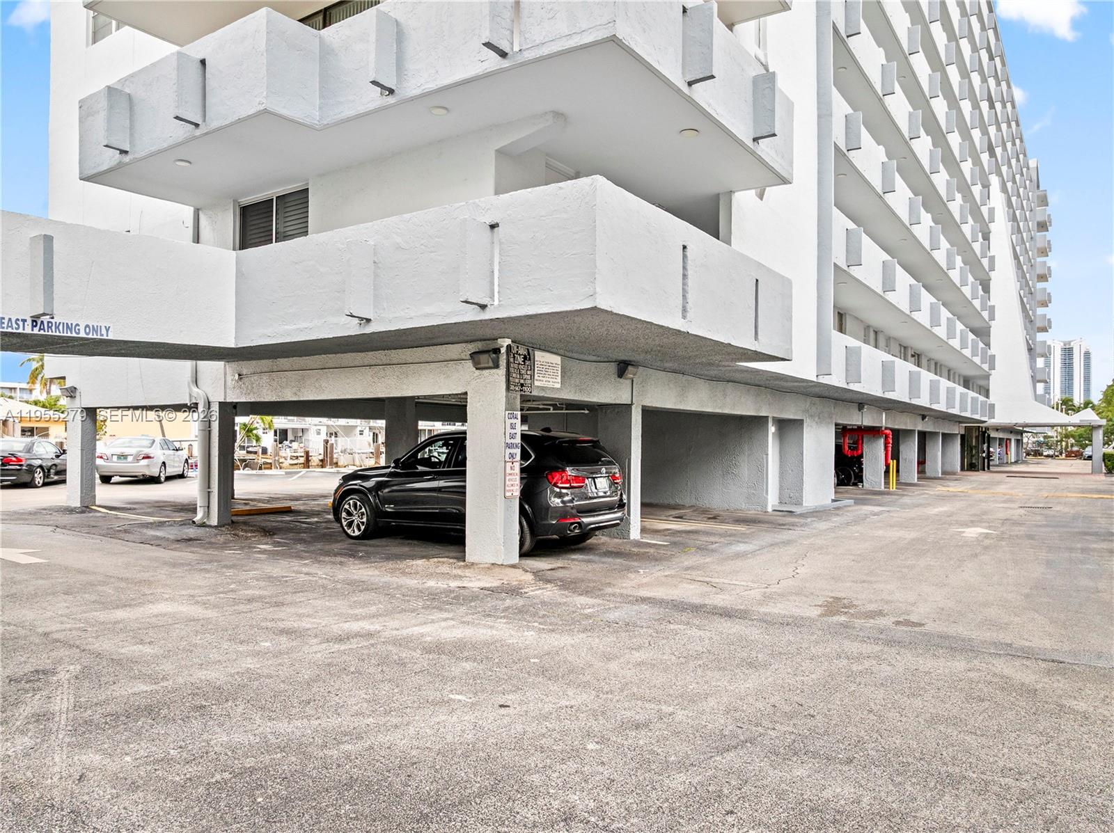 3703 NE 166th St #406 North Miami Beach, FL 33160