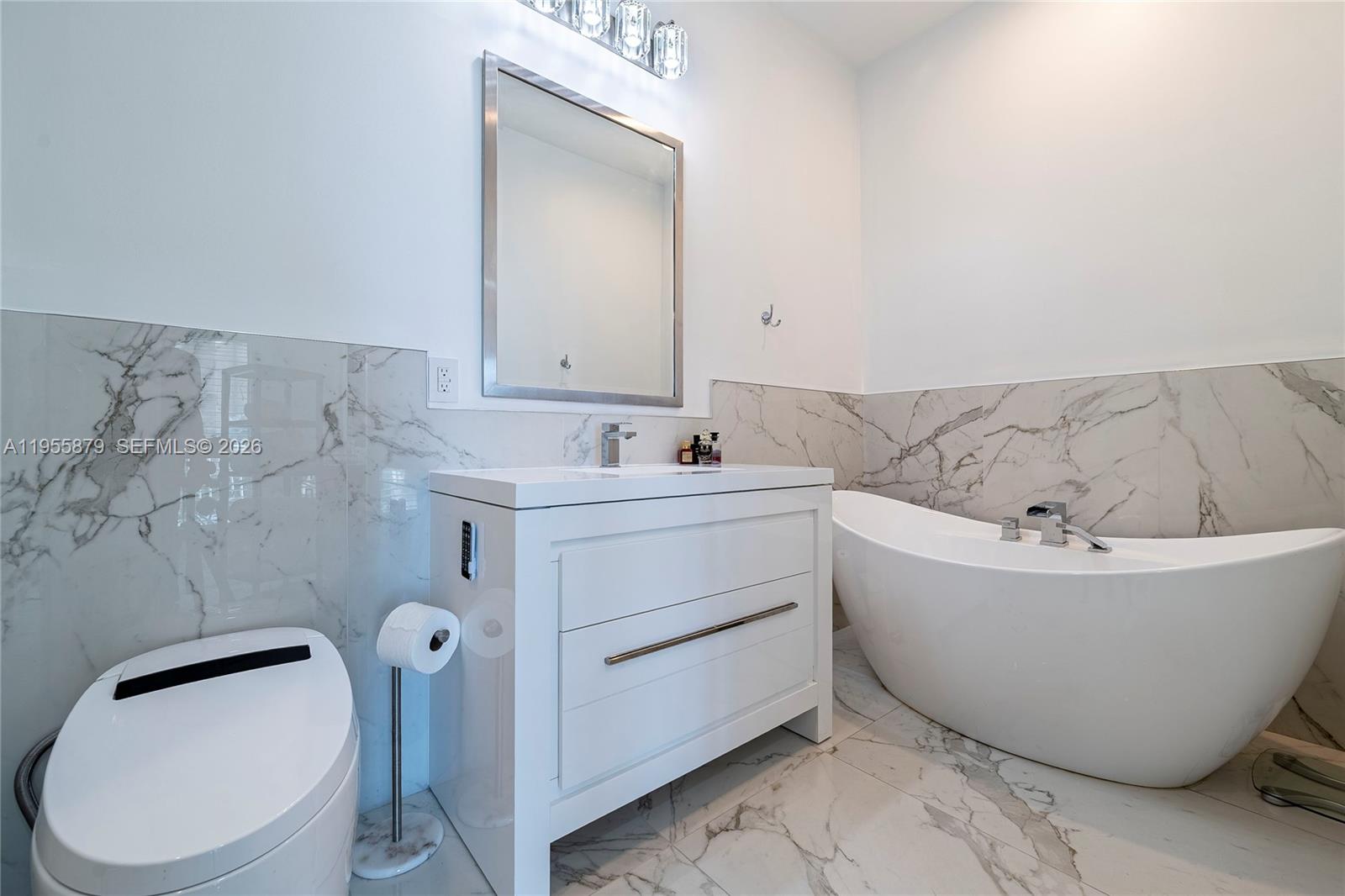 430 Sunset Dr Pompano Beach, FL 33062