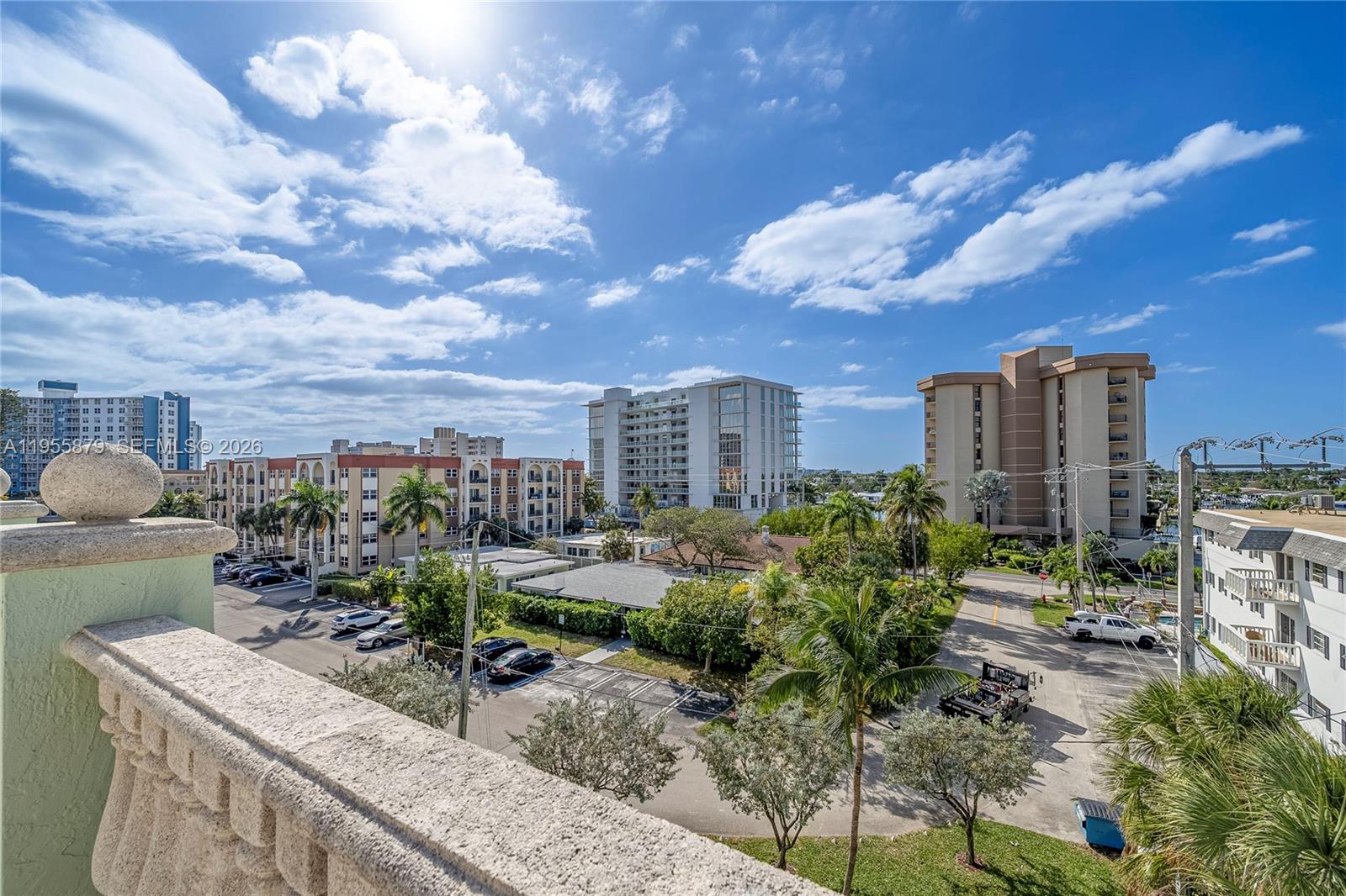 430 Sunset Dr Pompano Beach, FL 33062