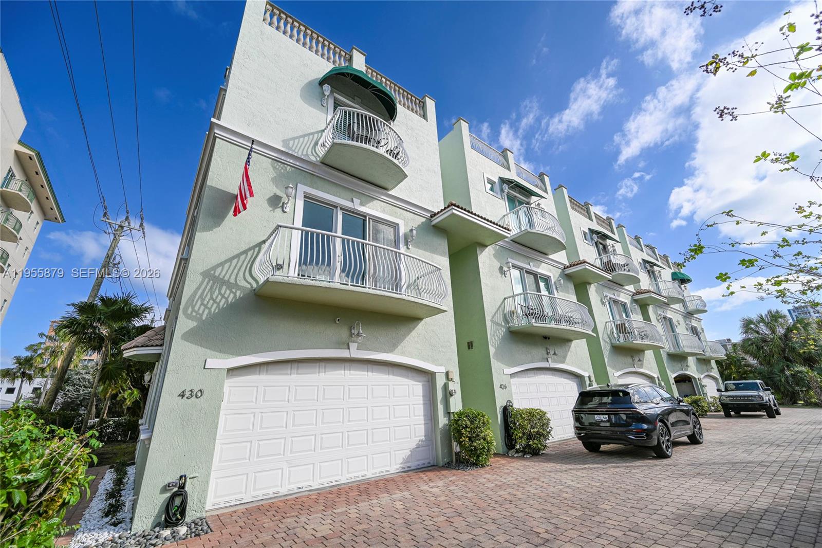 430 Sunset Dr Pompano Beach, FL 33062