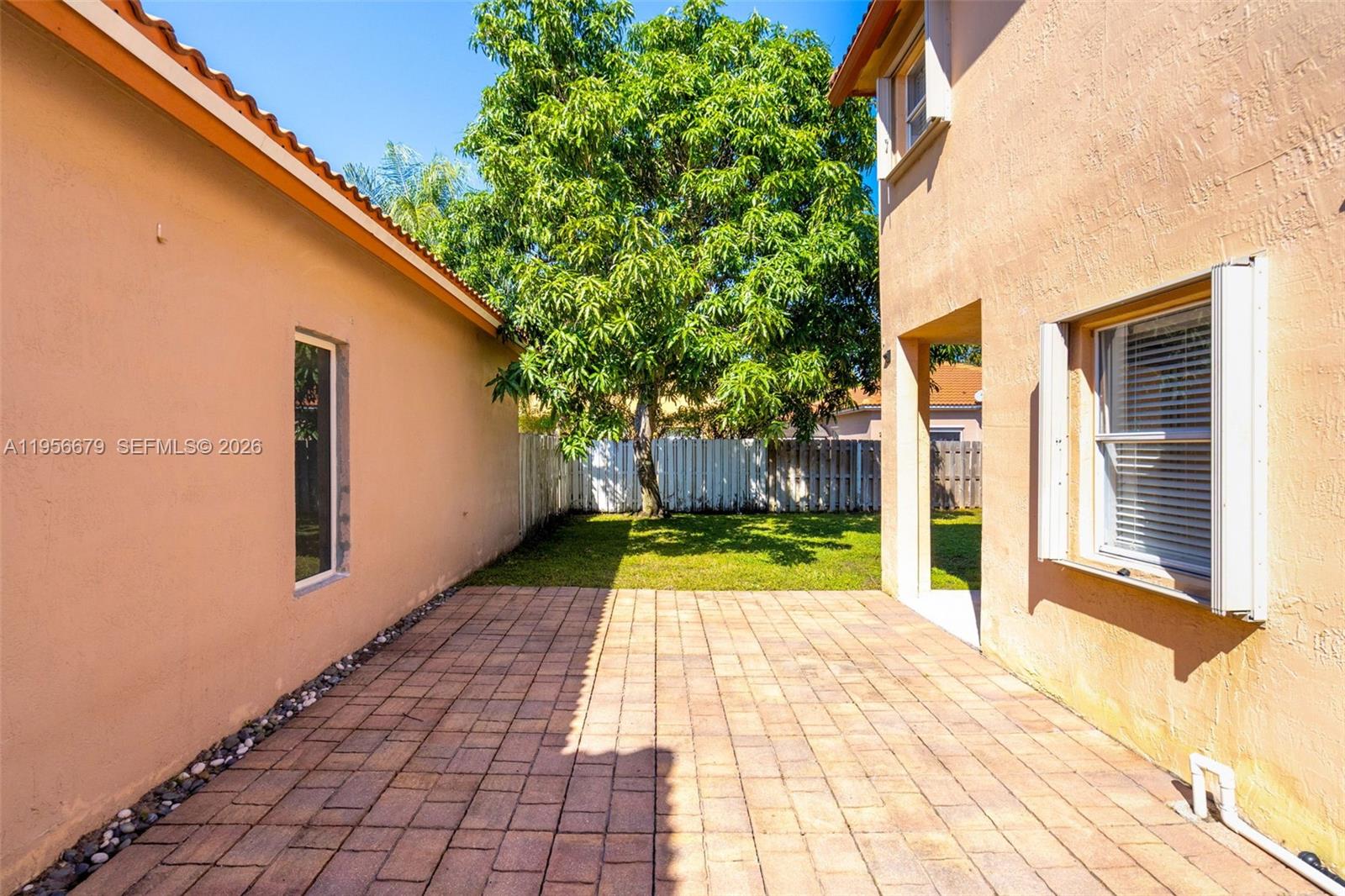 19249 NW 13th St Pembroke Pines, FL 33029