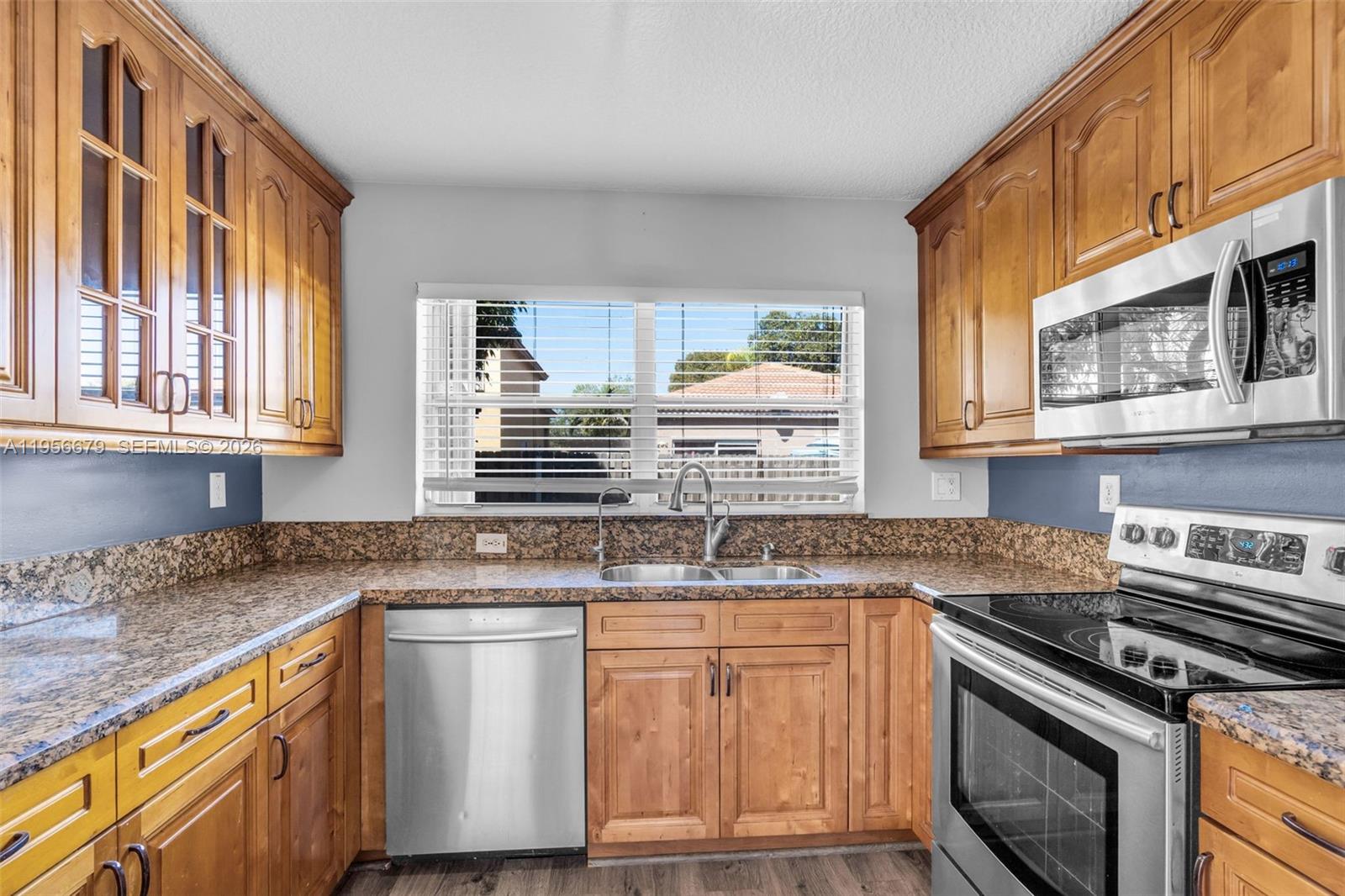 19249 NW 13th St Pembroke Pines, FL 33029