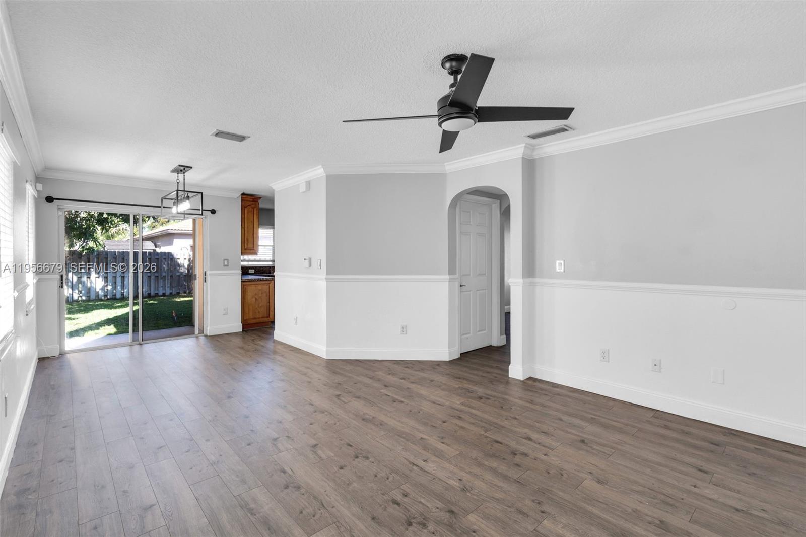 19249 NW 13th St Pembroke Pines, FL 33029