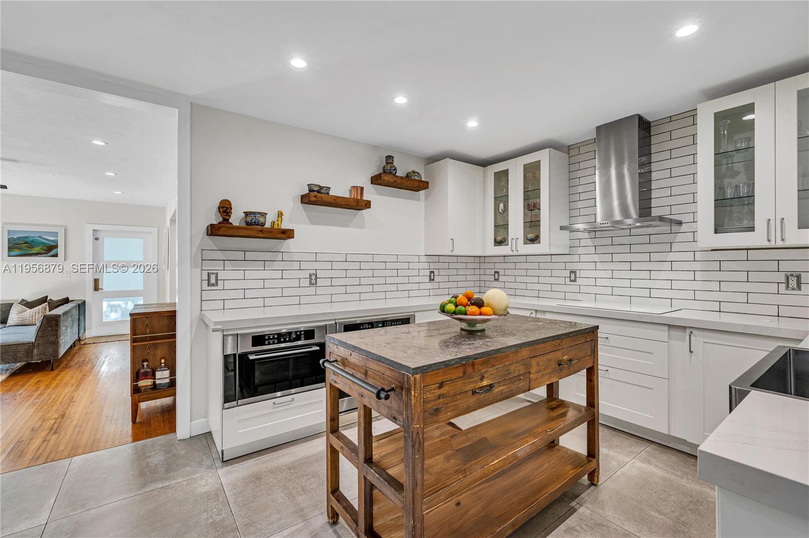 3535 W Glencoe St Miami, FL 33133