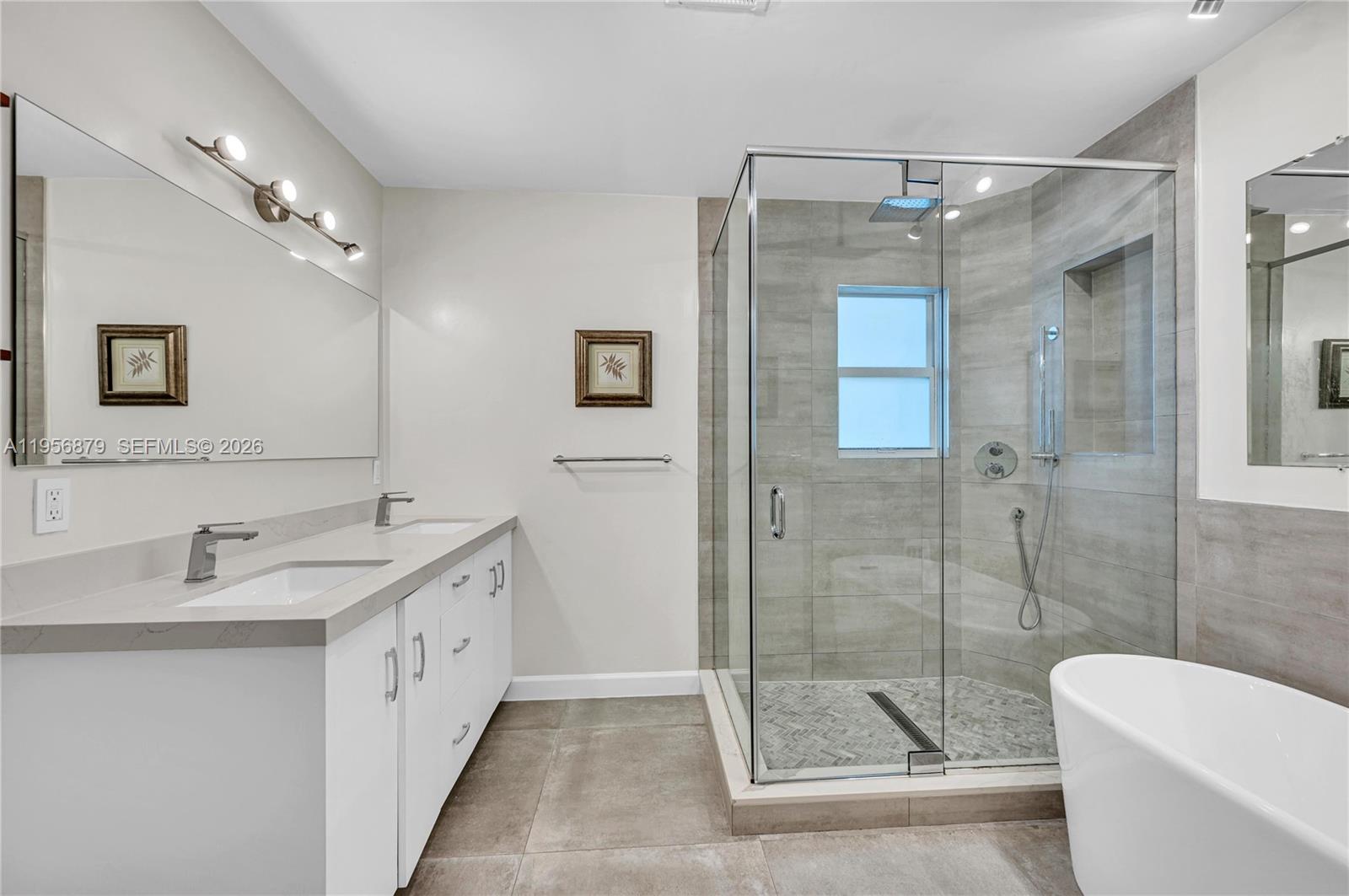 3535 W Glencoe St Miami, FL 33133