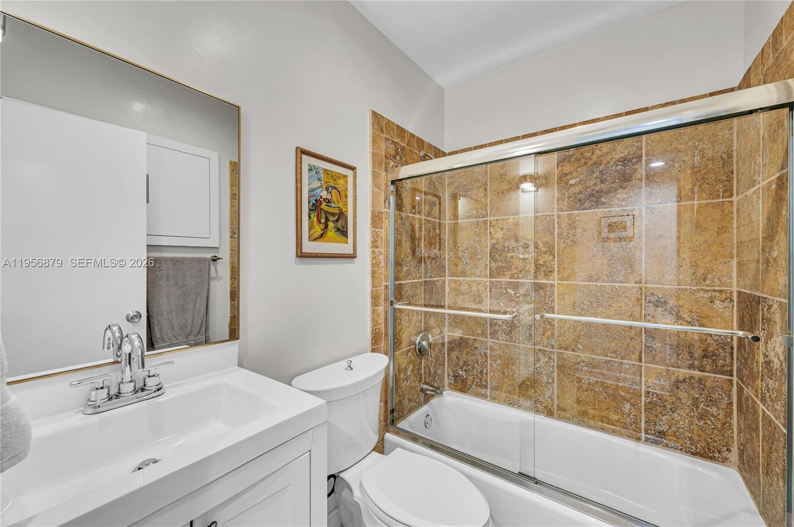 3535 W Glencoe St Miami, FL 33133