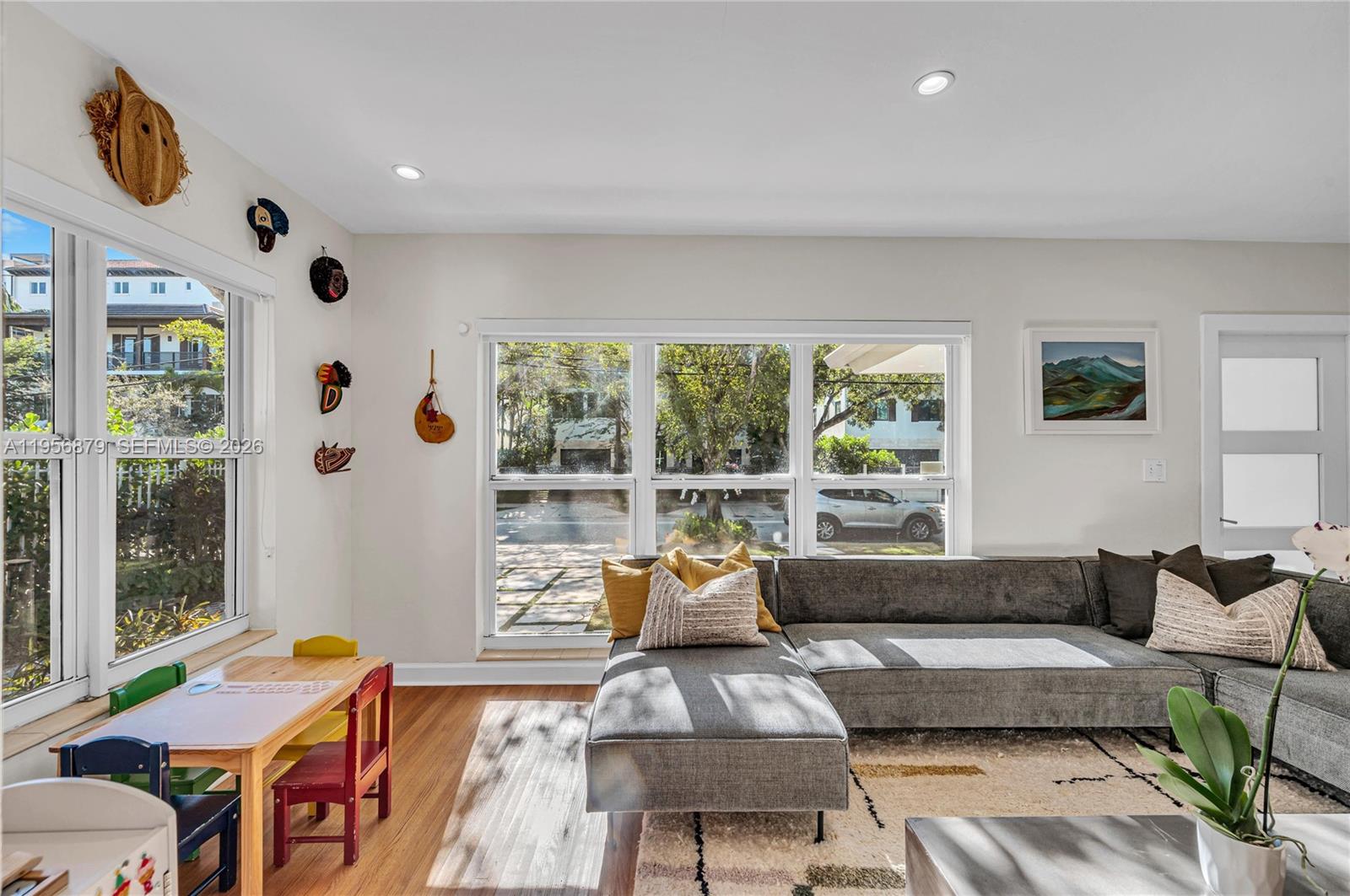 3535 W Glencoe St Miami, FL 33133