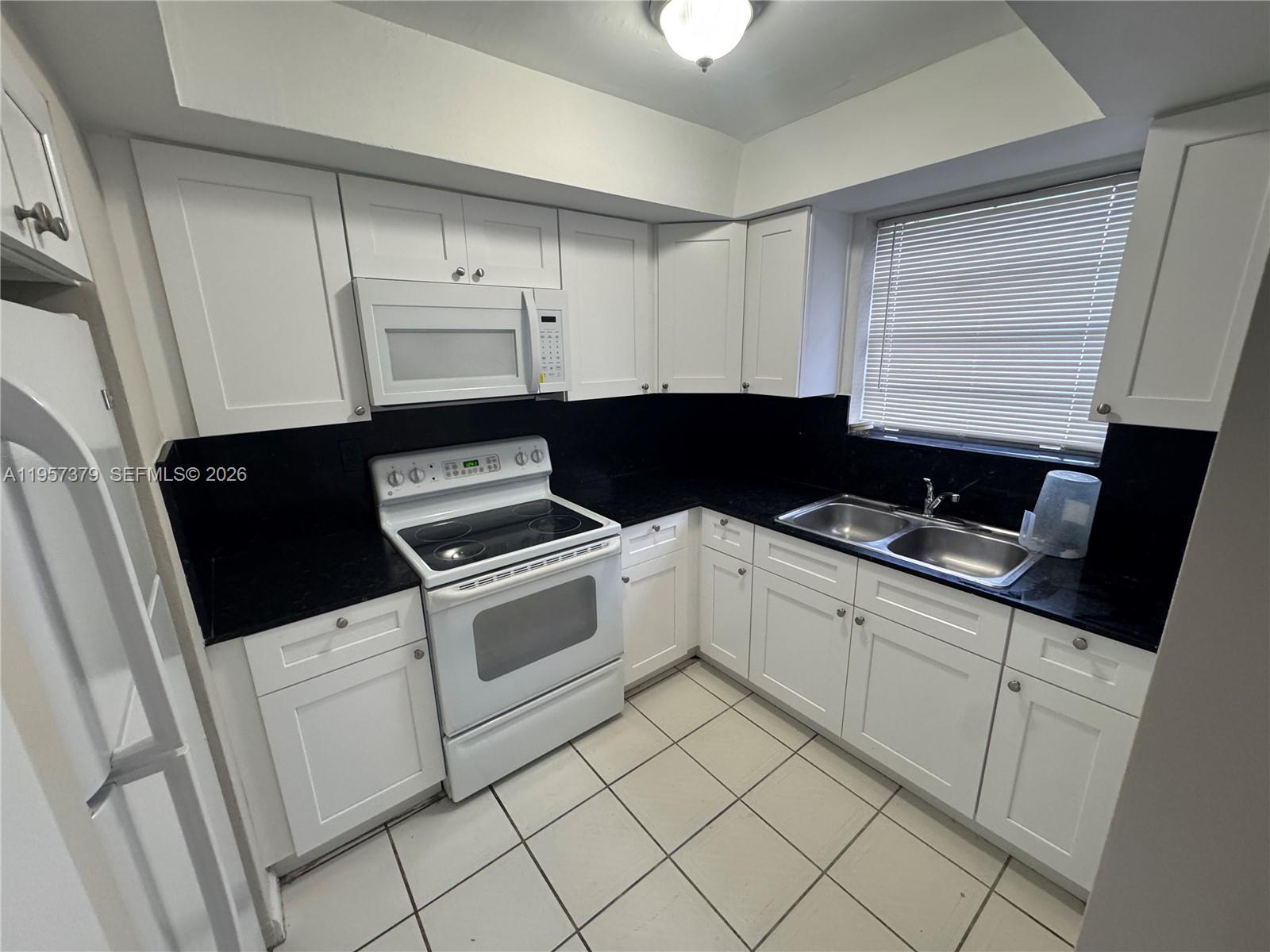 1370 NE 119th St #137006