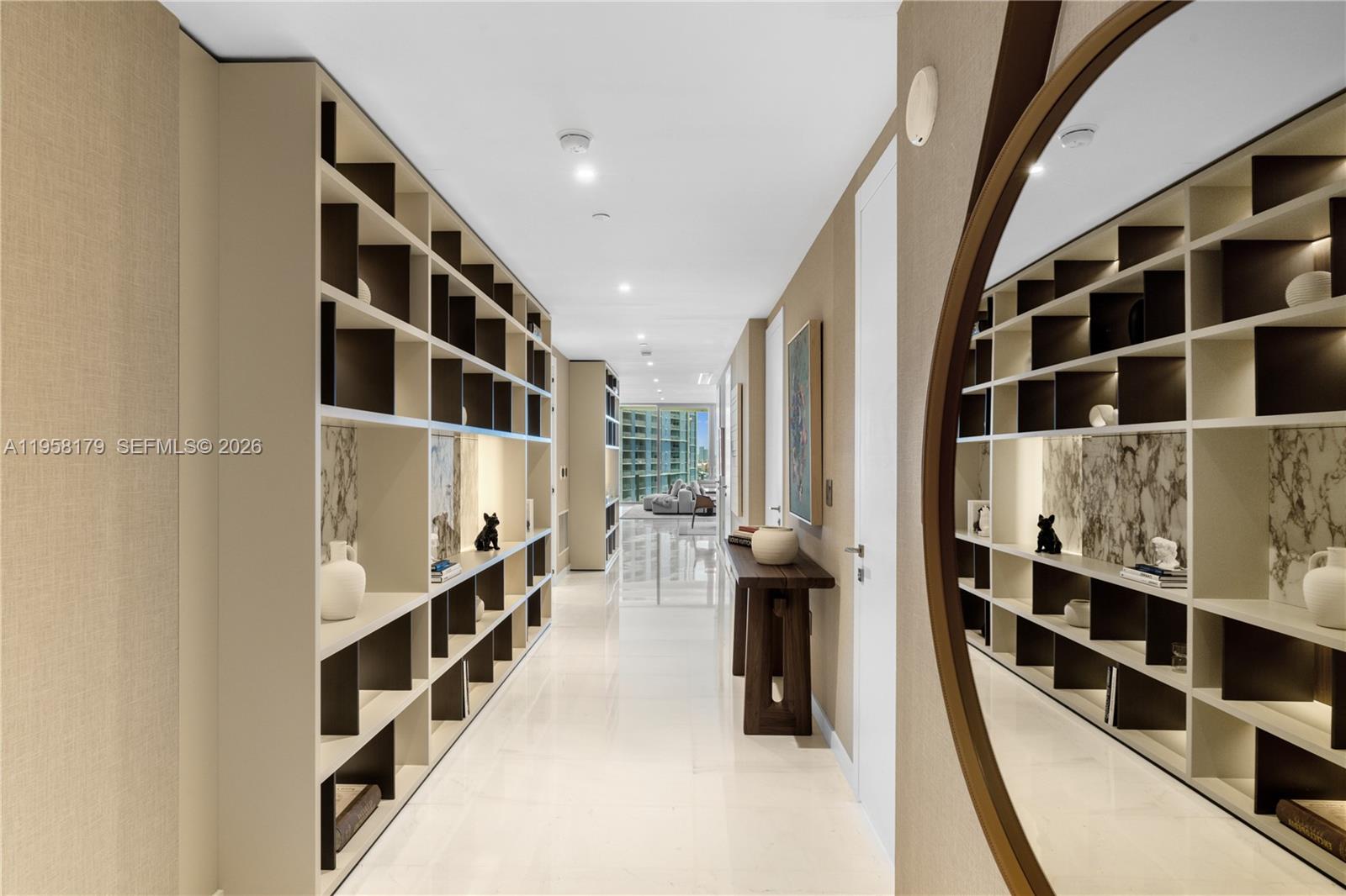 image Aston Martin Residences9