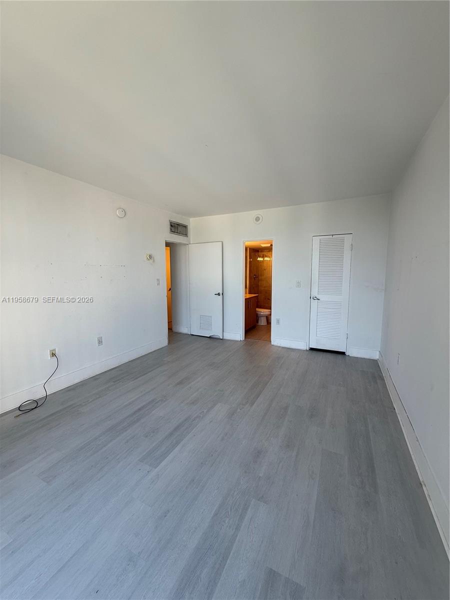 image Harbour House3