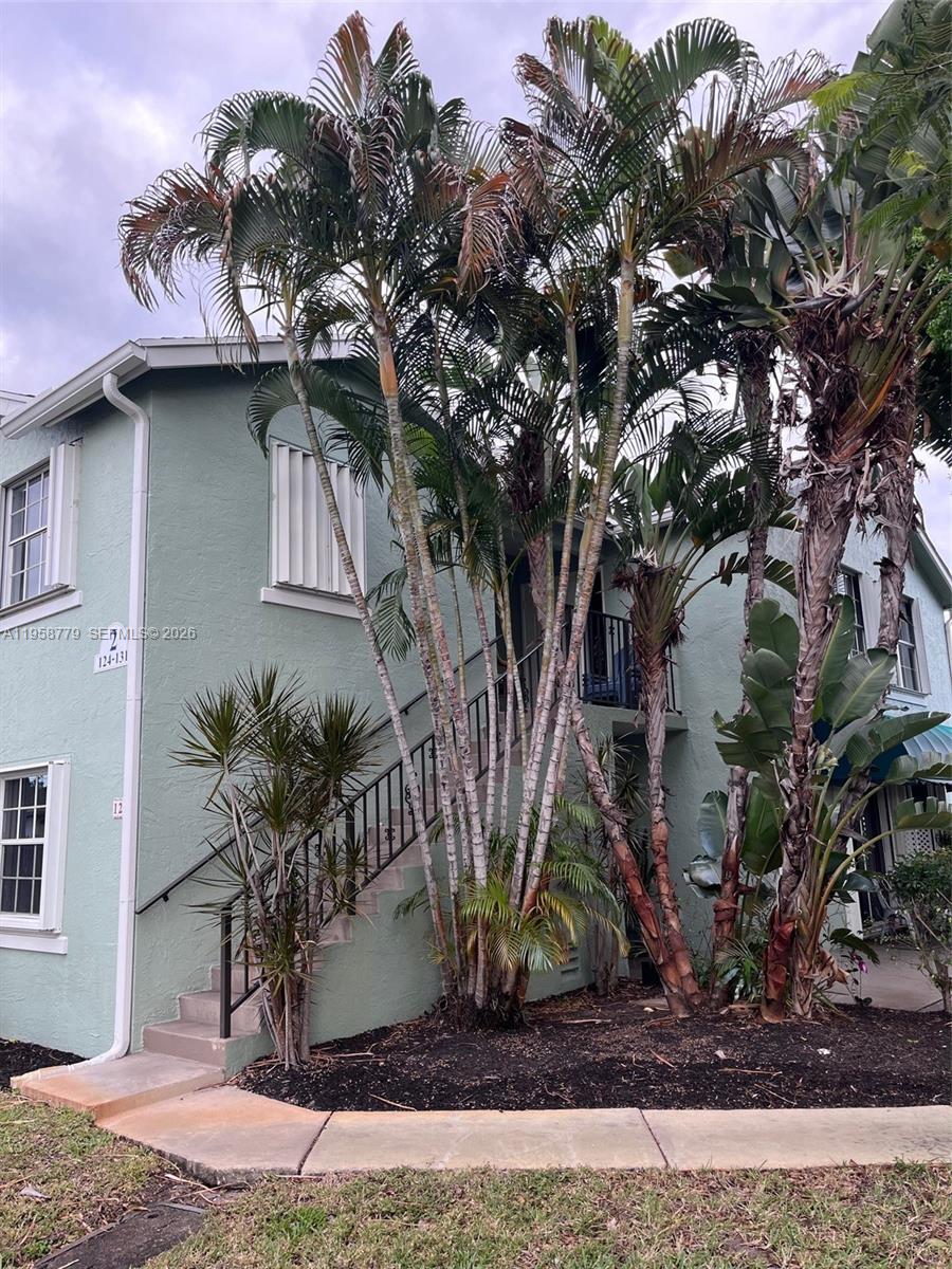 125 Waterside Dr #125