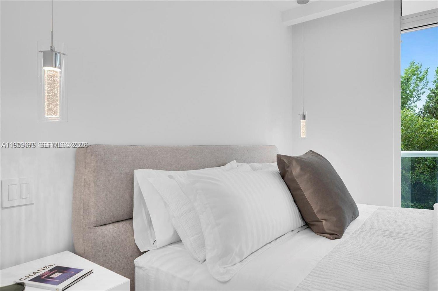 image Continuum South Beach South Tower25