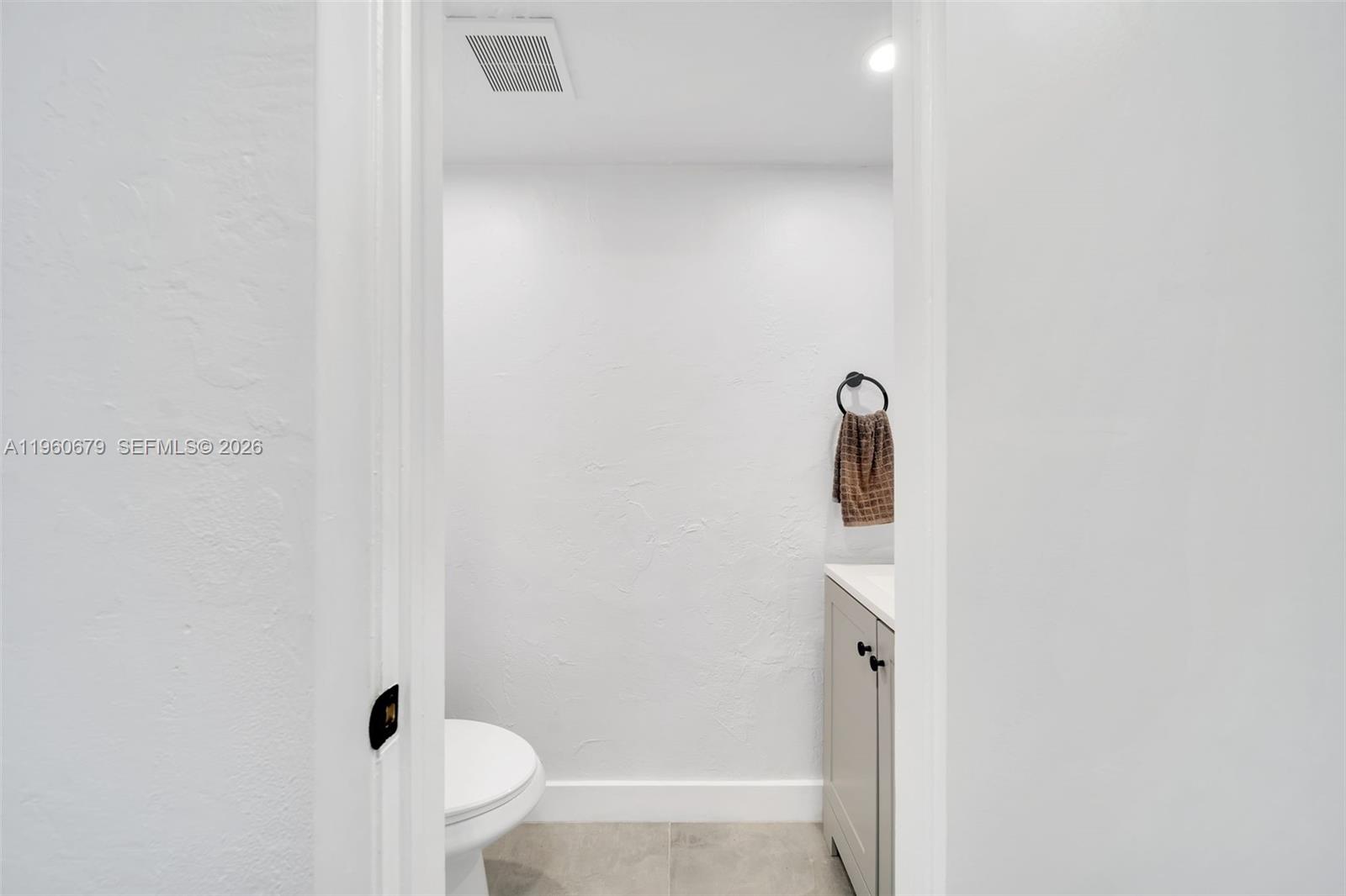 6900 N Kendall Dr #A303 Pinecrest, FL 33156