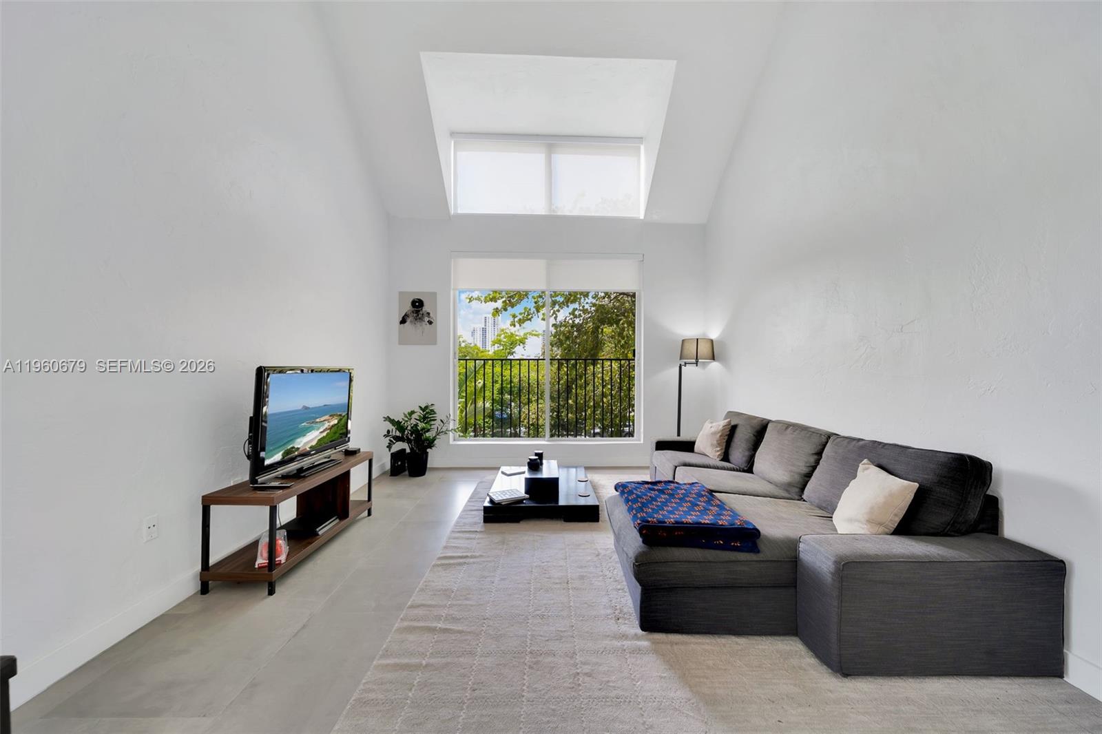 6900 N Kendall Dr #A303 Pinecrest, FL 33156